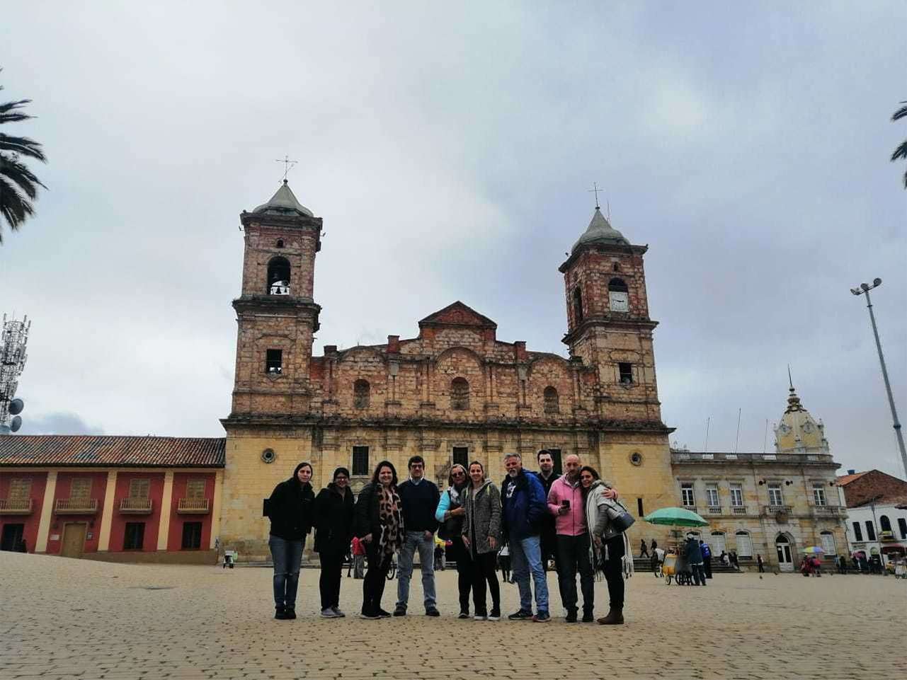Colagem de mídia