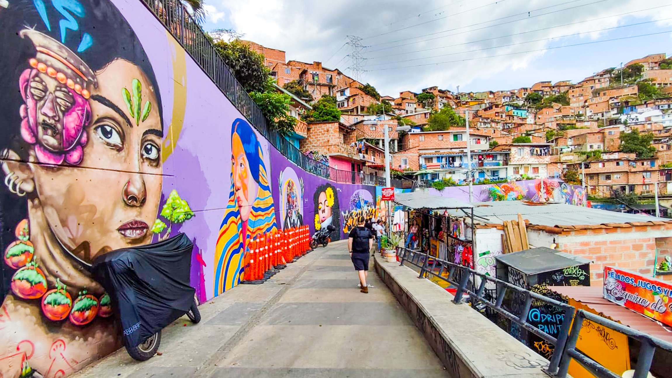Colagem de mídia