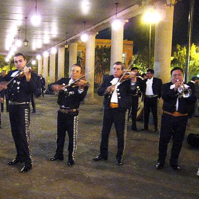 Colagem de mídia