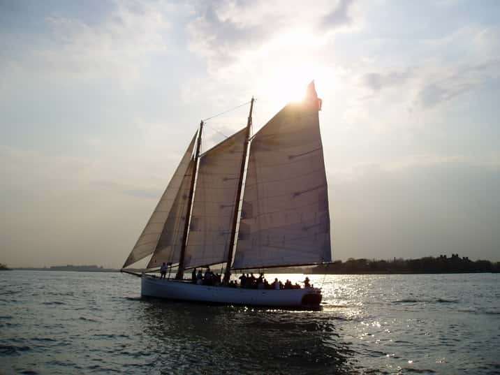 NYC: Sunset Sail Aboard Schooner Adirondack | GetYourGuide