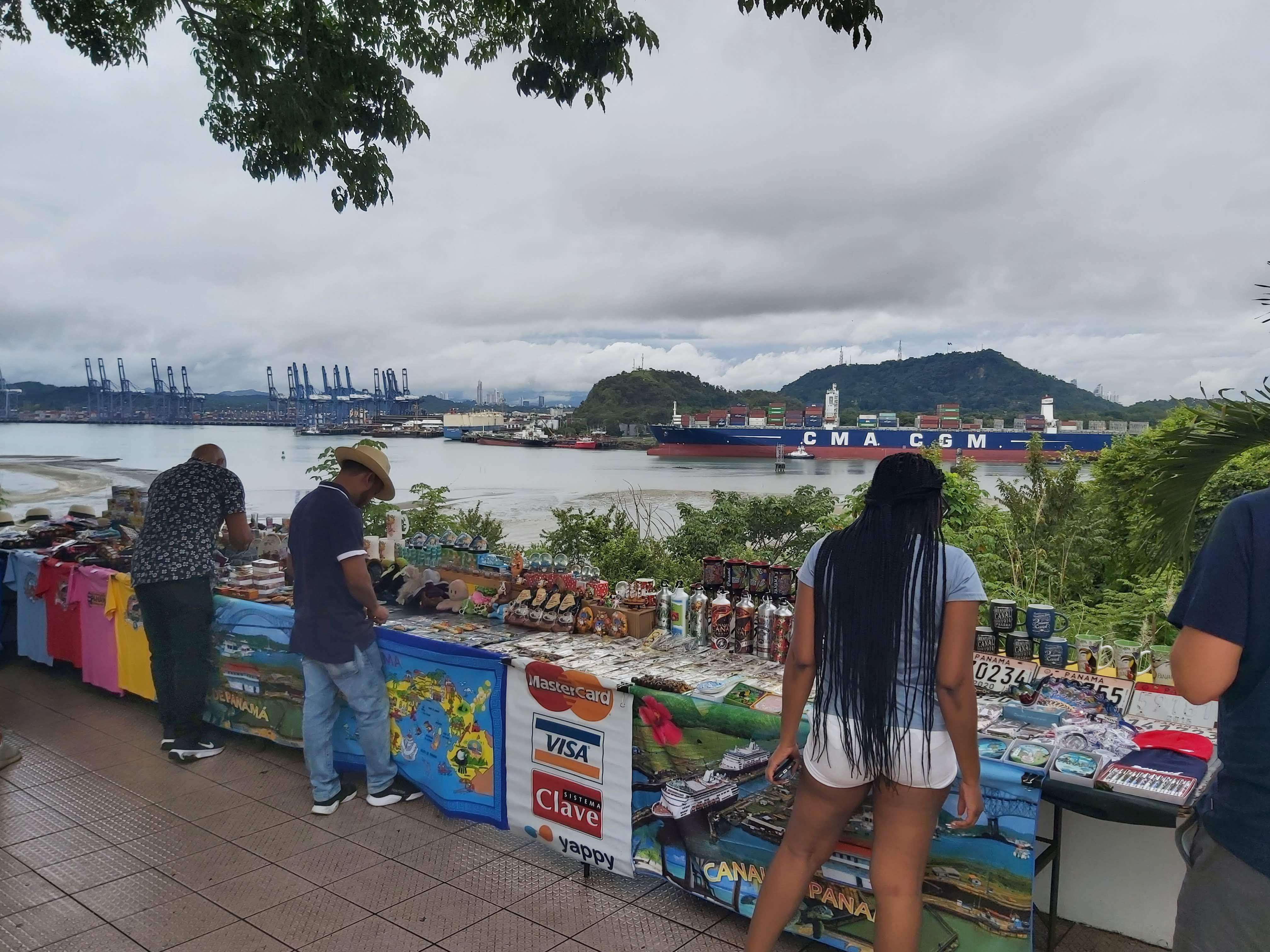 Colagem de mídia