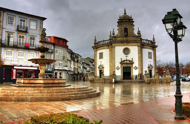 Colagem de mídia