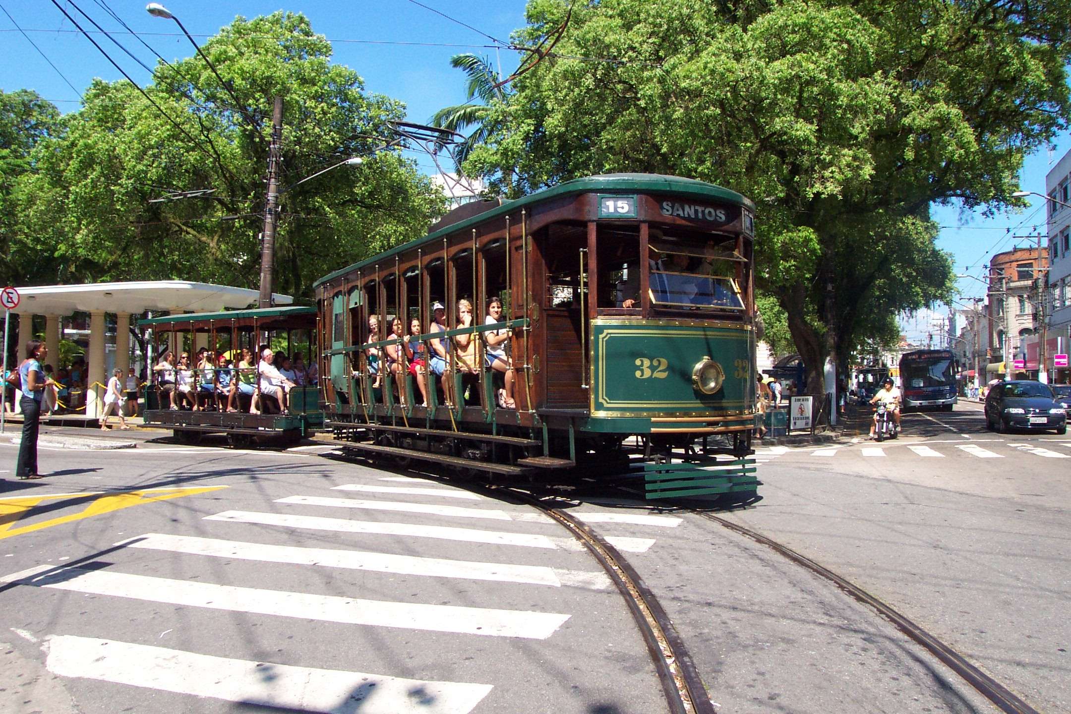 Colagem de mídia