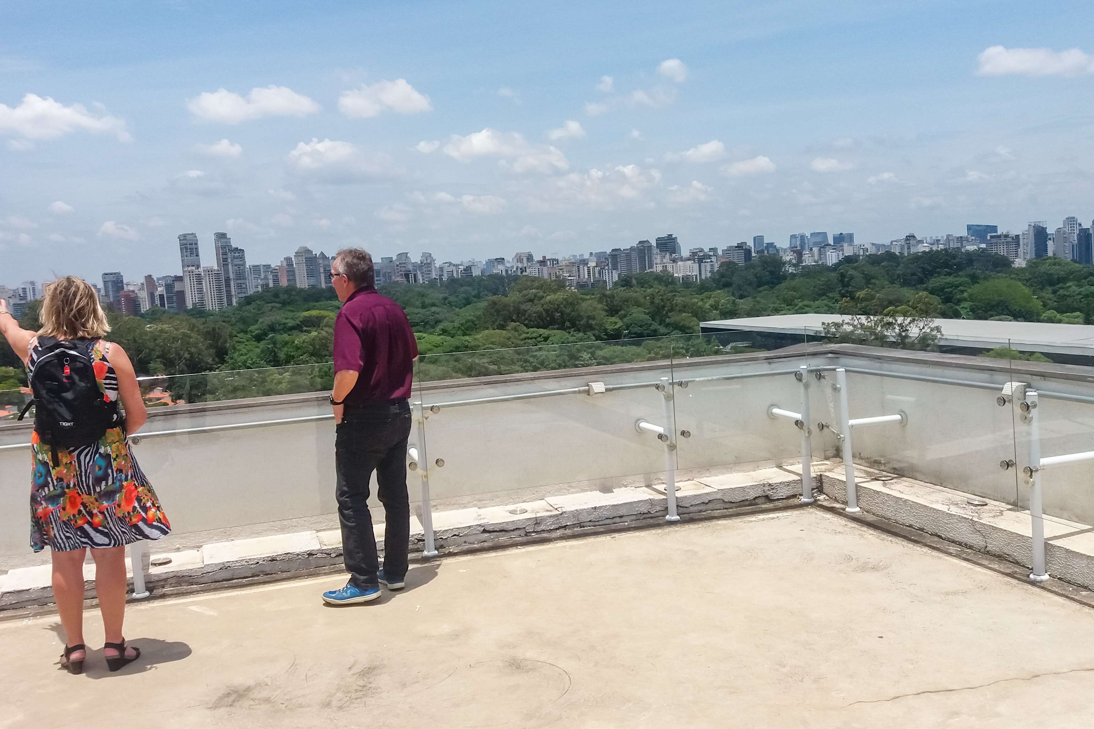 Colagem de mídia