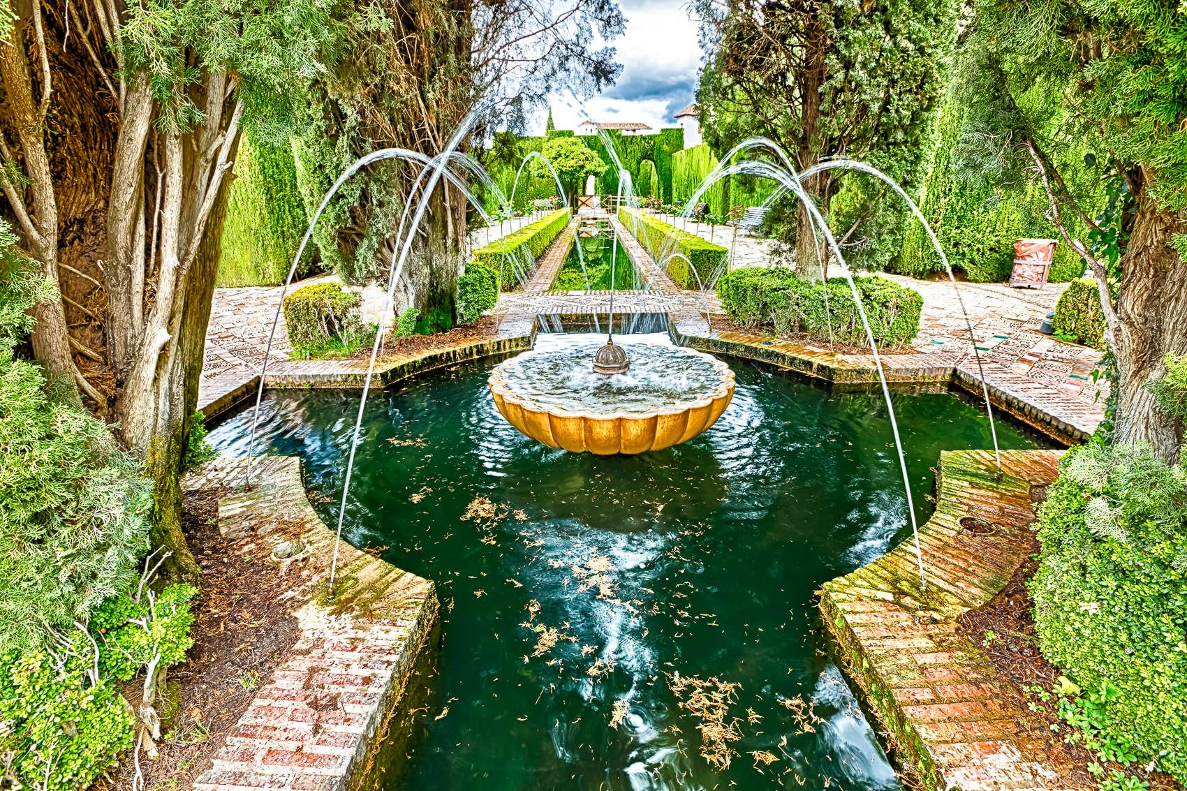 Colagem de mídia