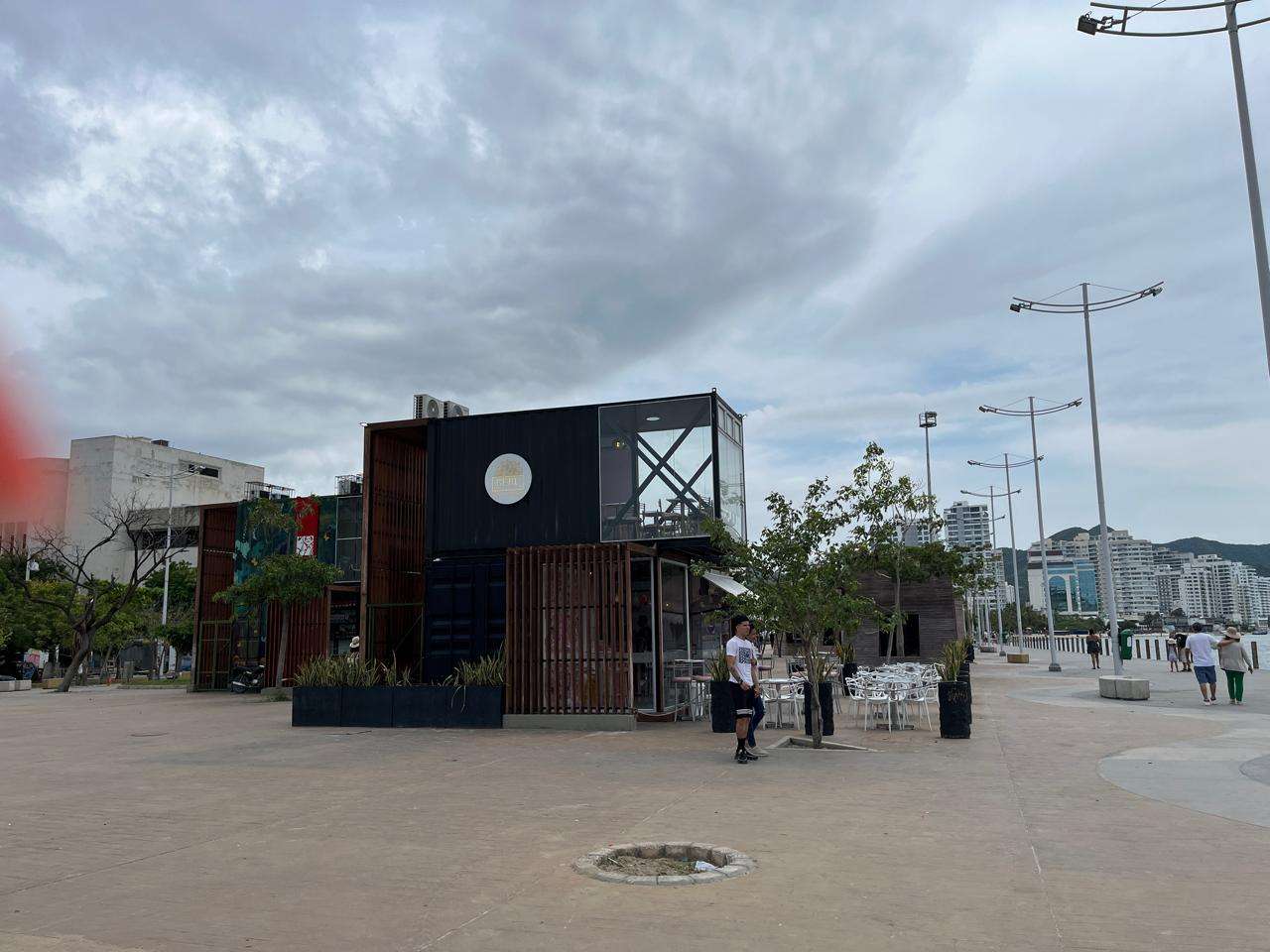 Colagem de mídia