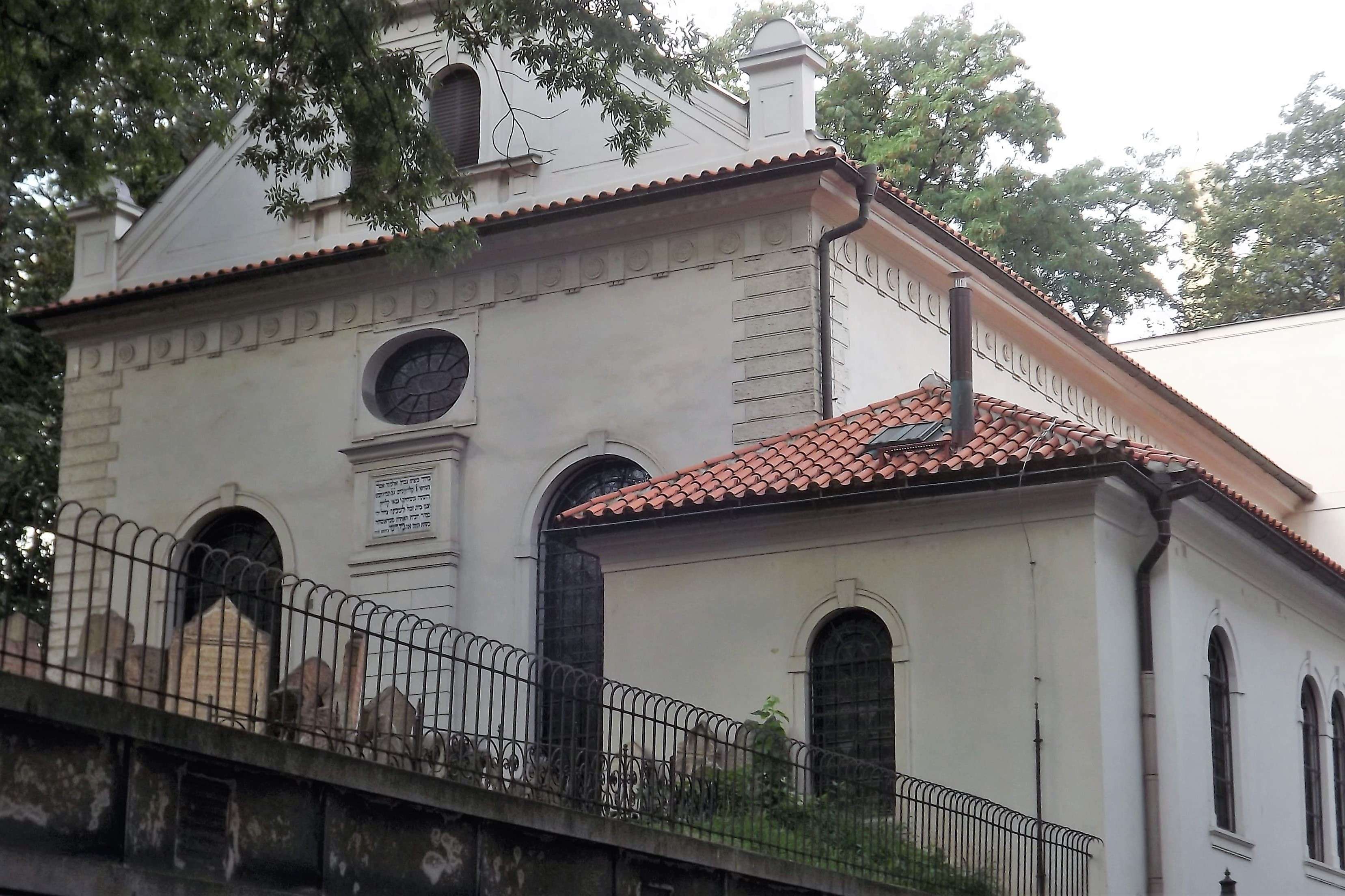 Colagem de mídia