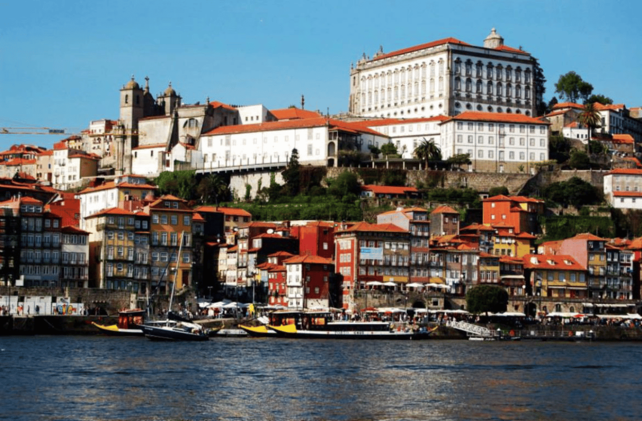 Colagem de mídia
