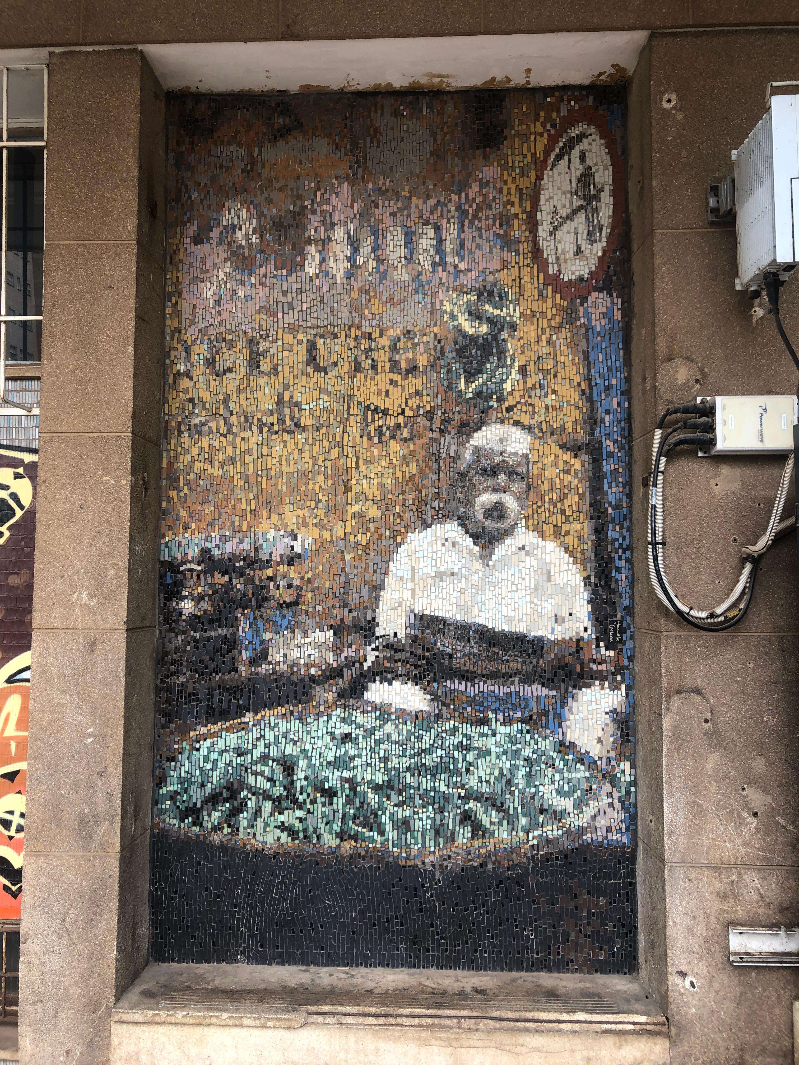 Colagem de mídia