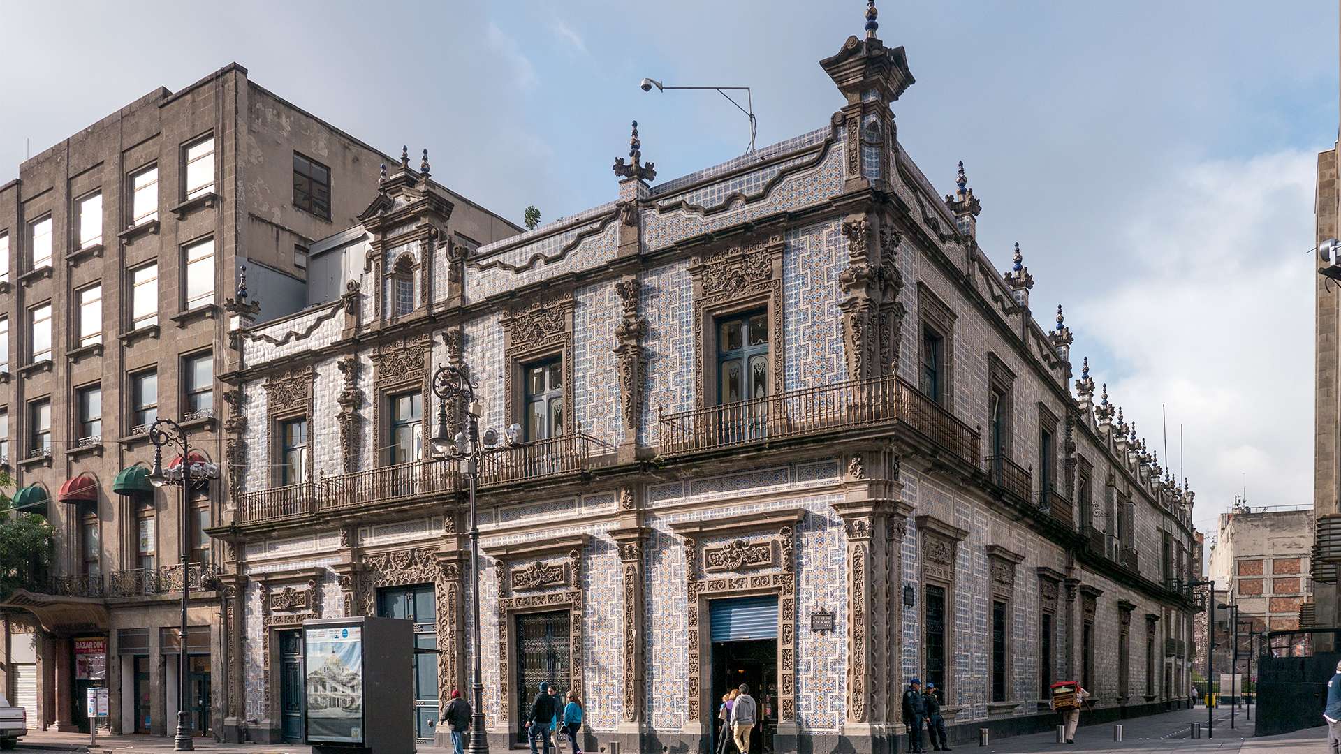 Colagem de mídia