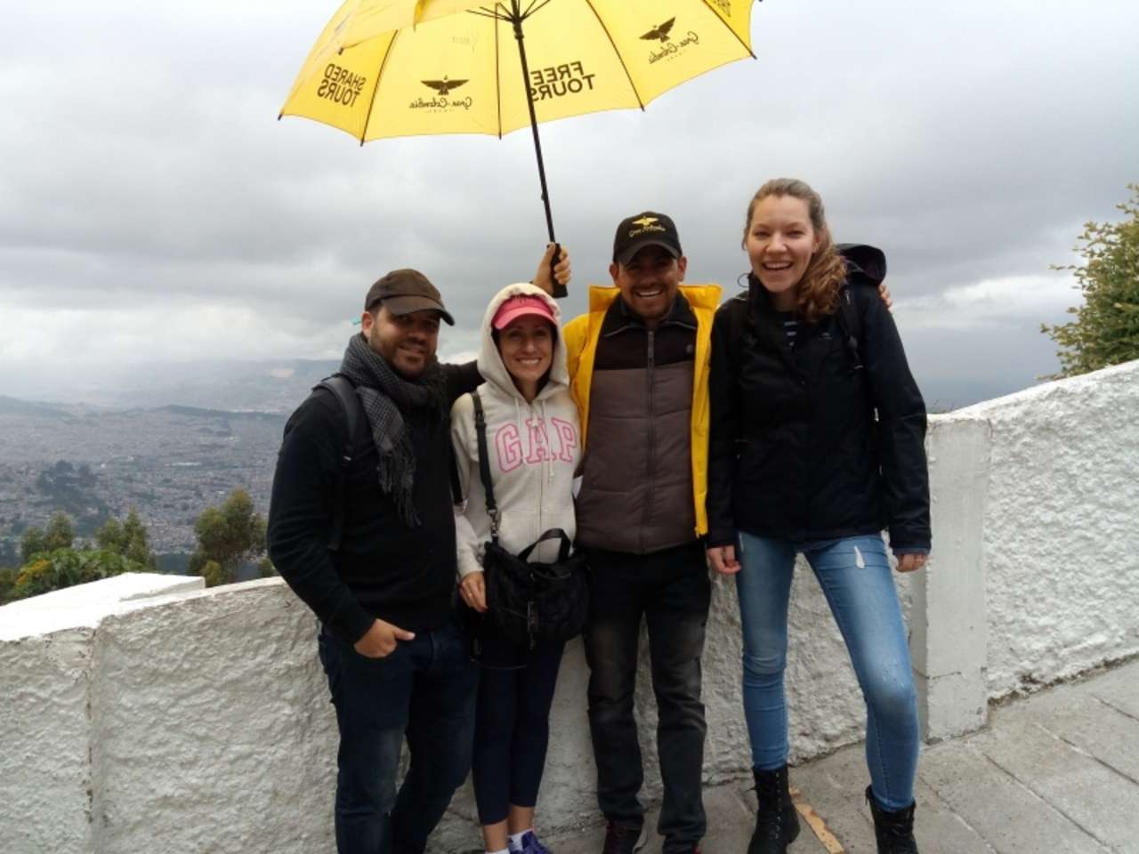 Colagem de mídia