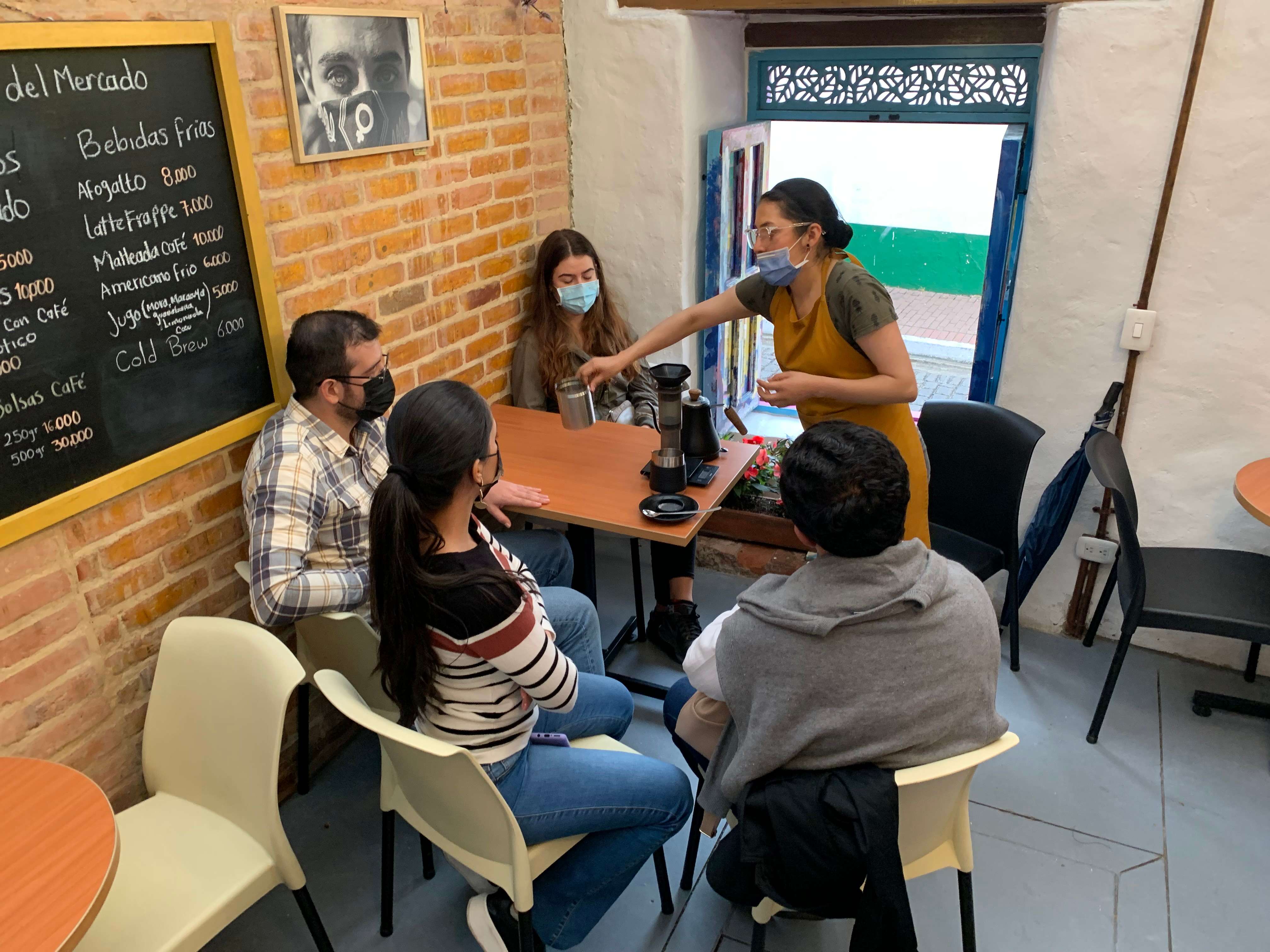Colagem de mídia