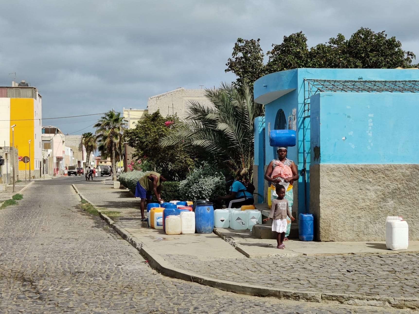 Colagem de mídia