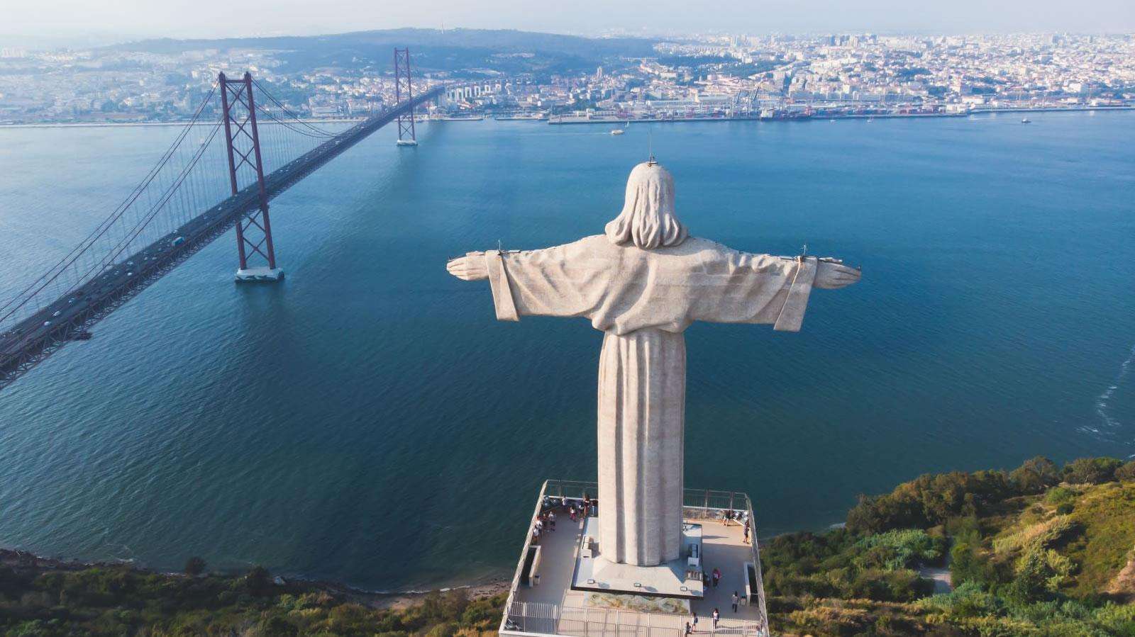 Colagem de mídia