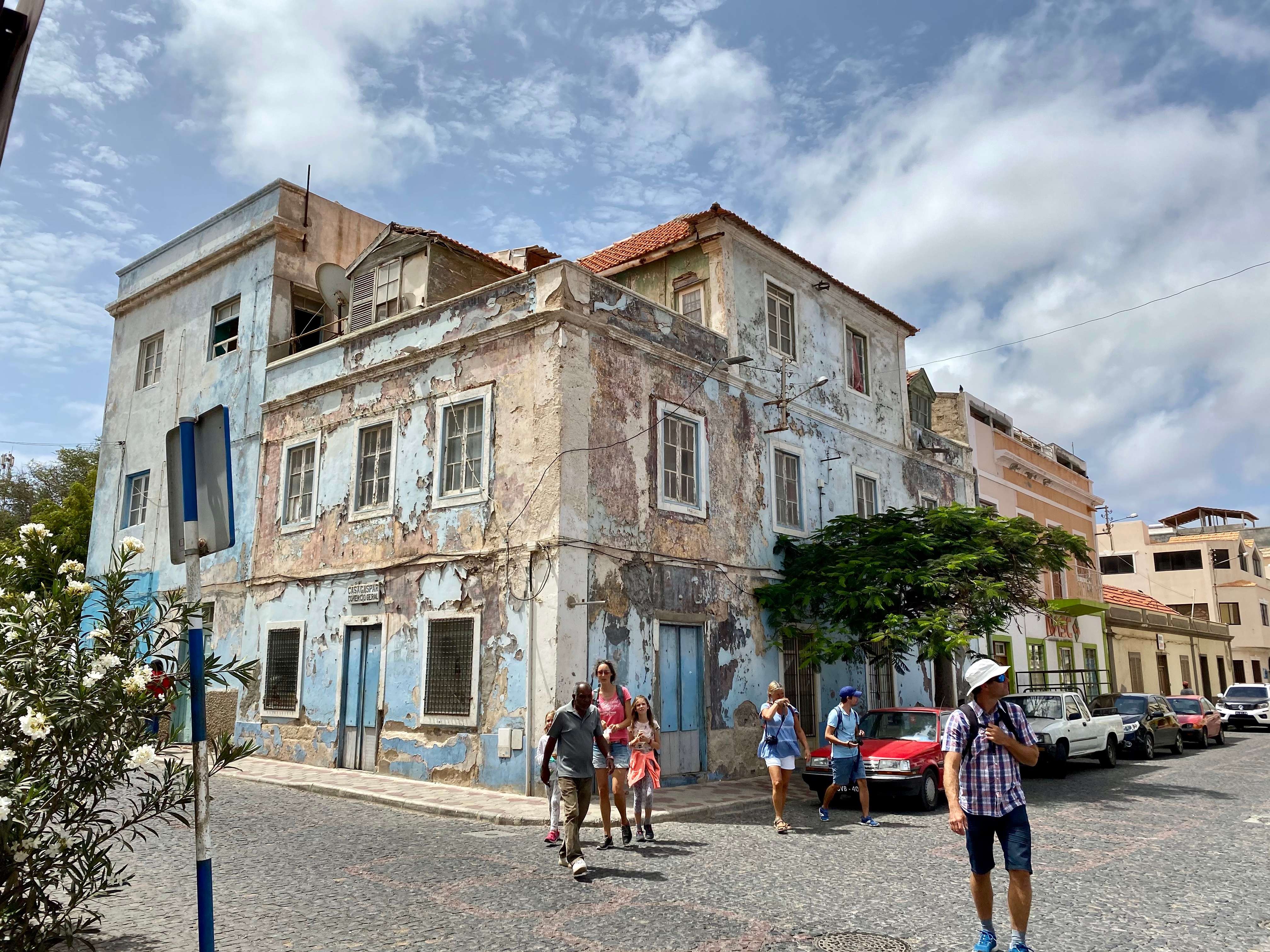 Colagem de mídia