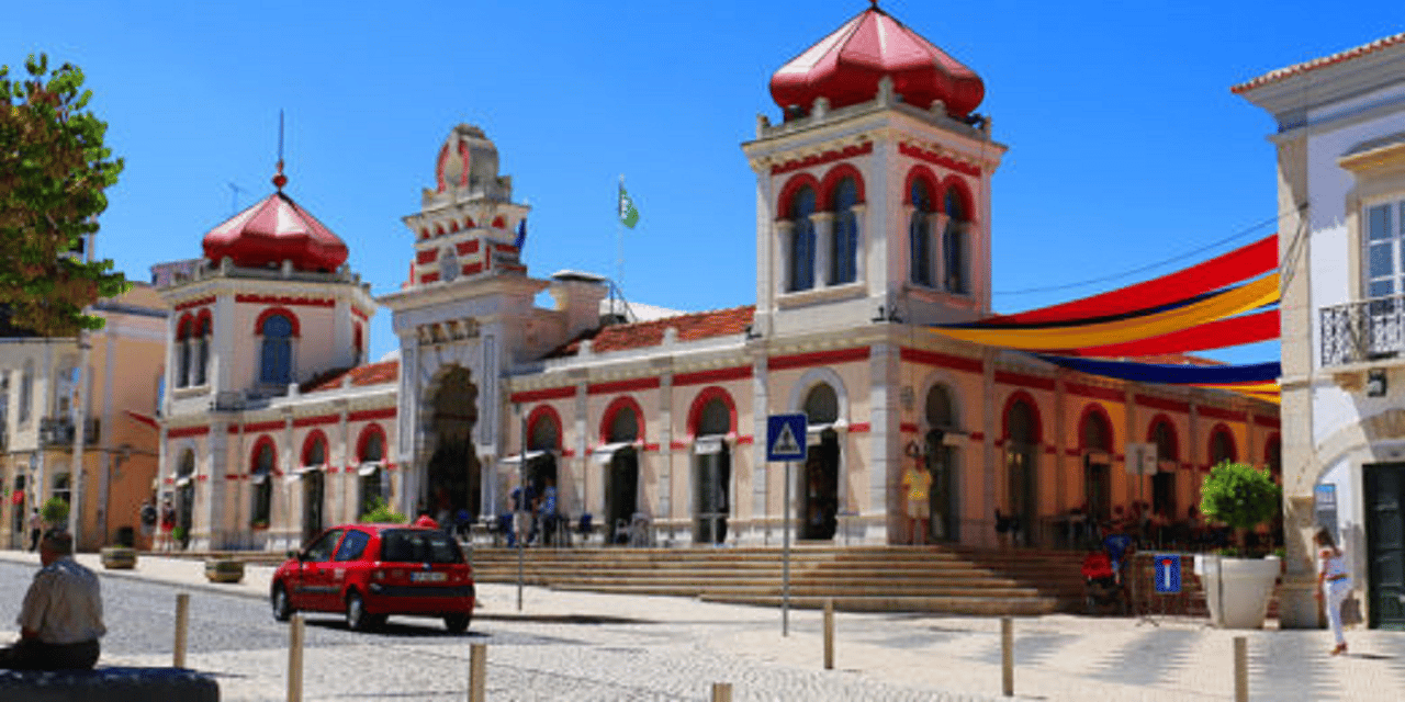 Colagem de mídia