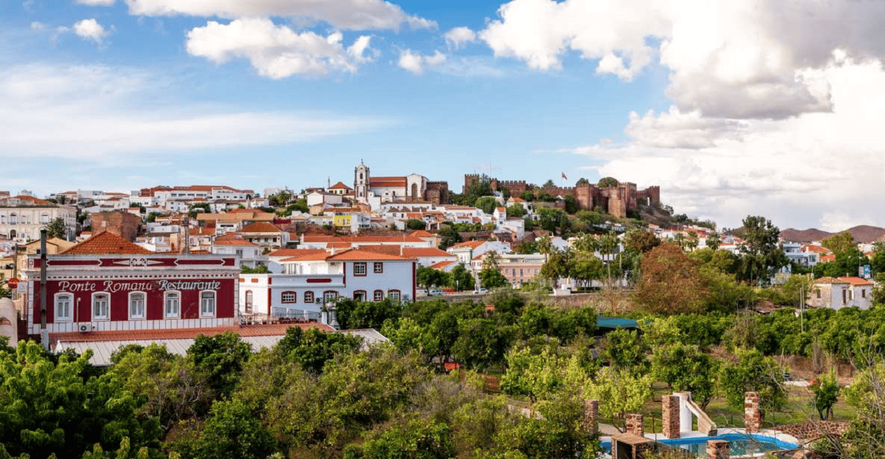 Colagem de mídia