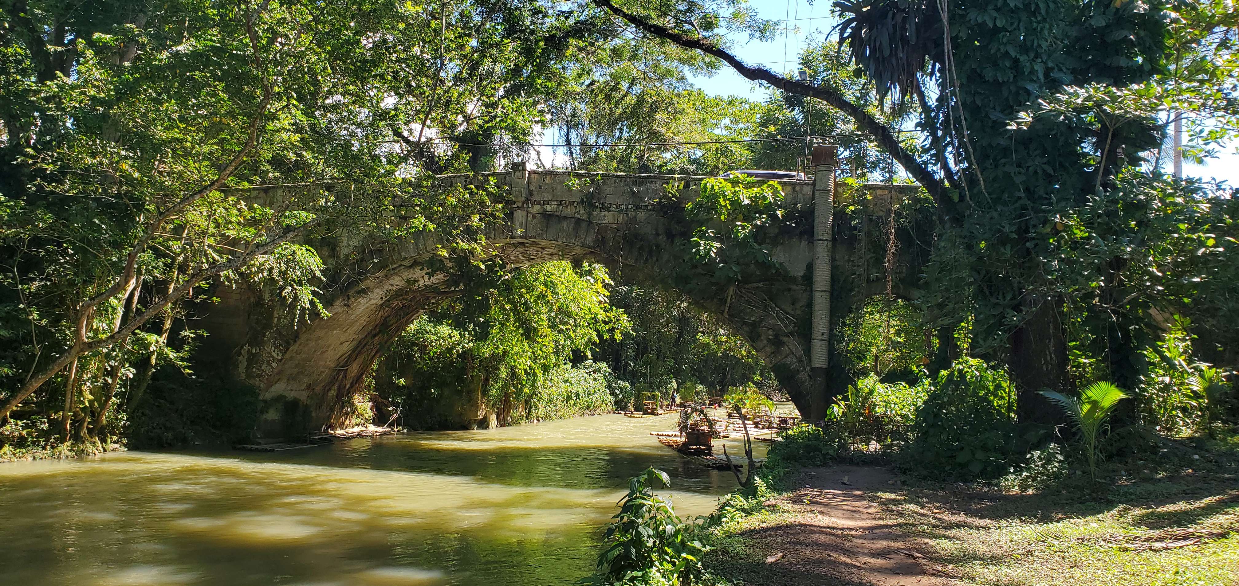 Colagem de mídia