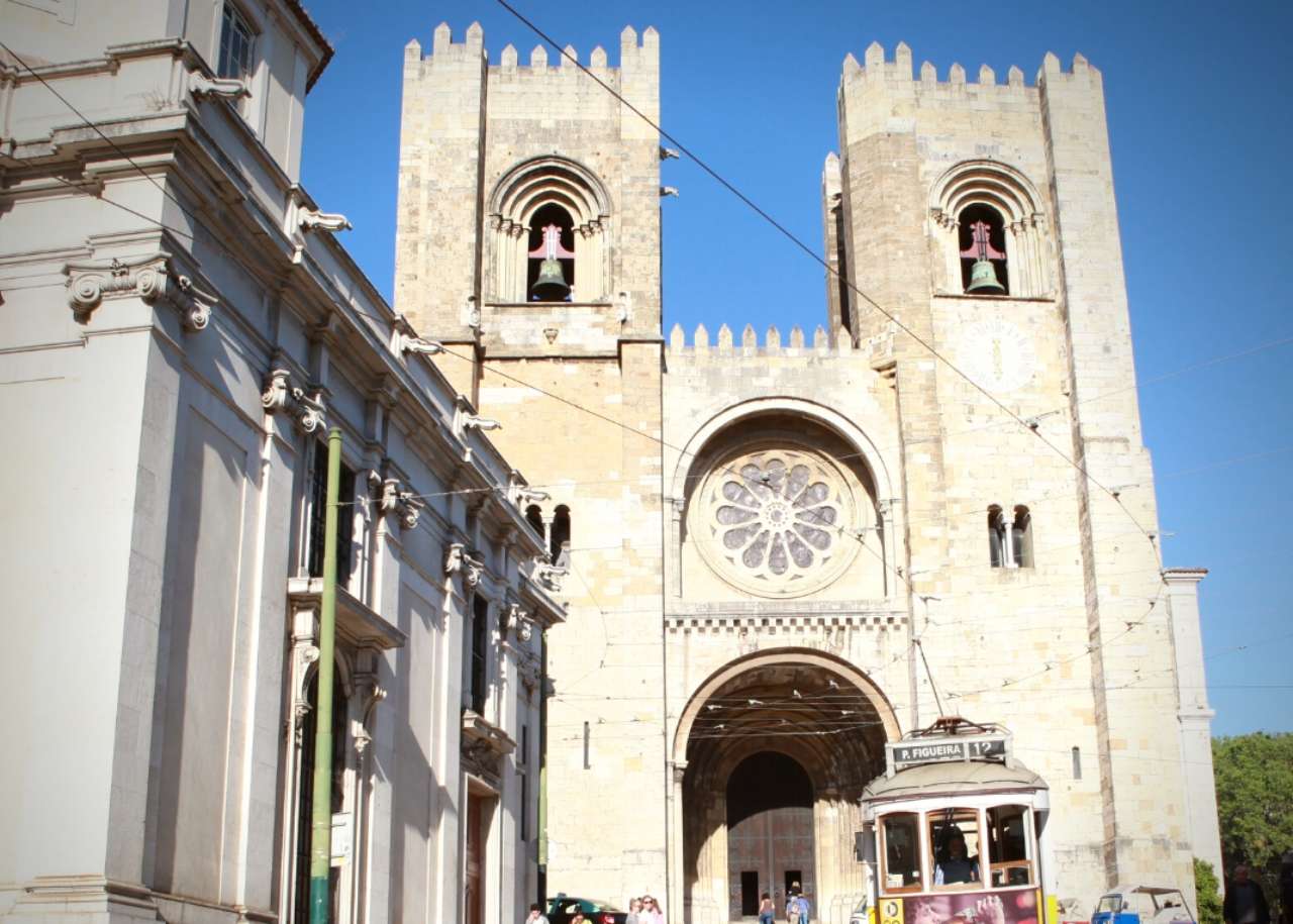 Colagem de mídia