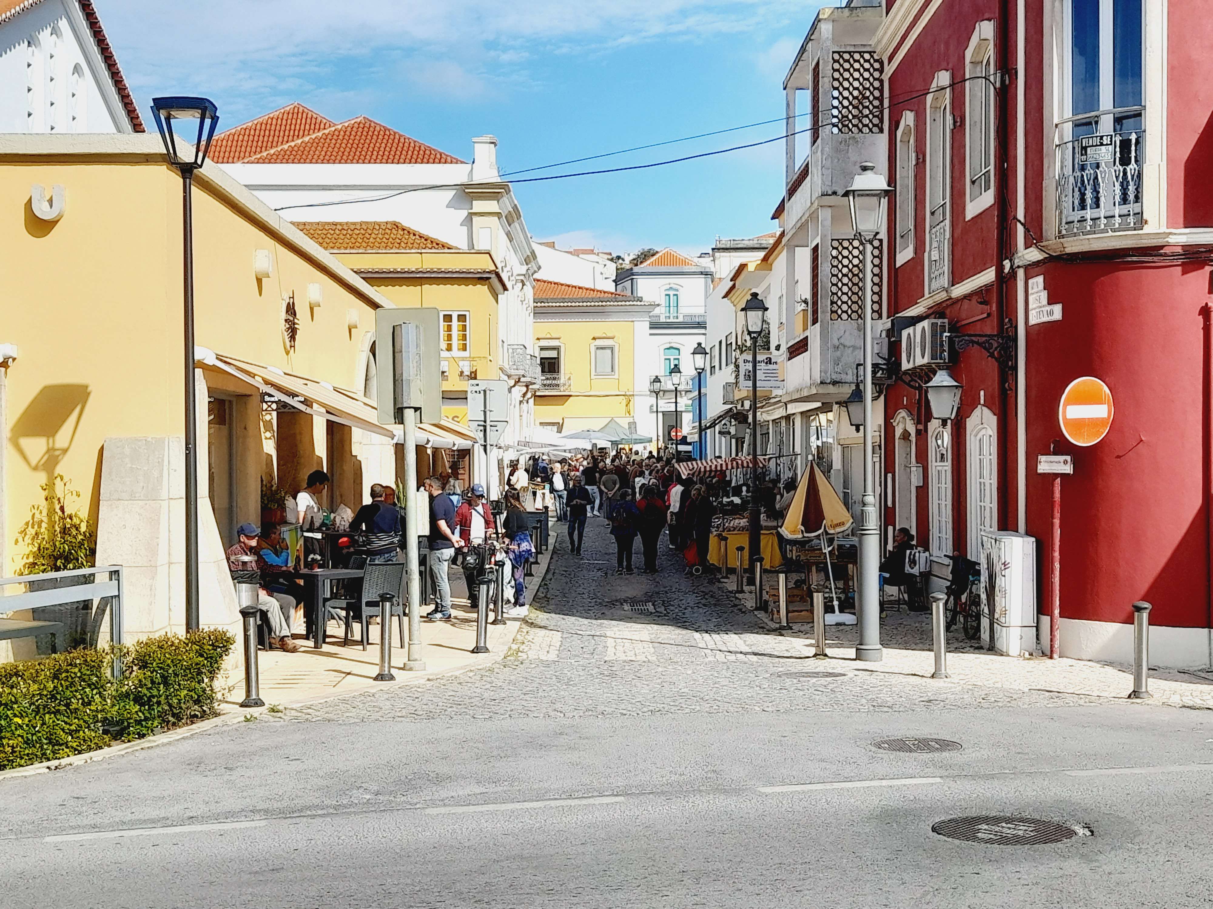 Colagem de mídia