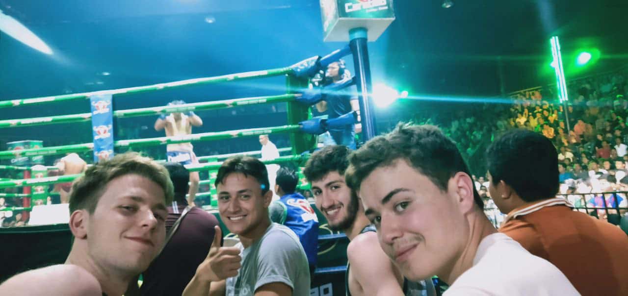 Colagem de mídia