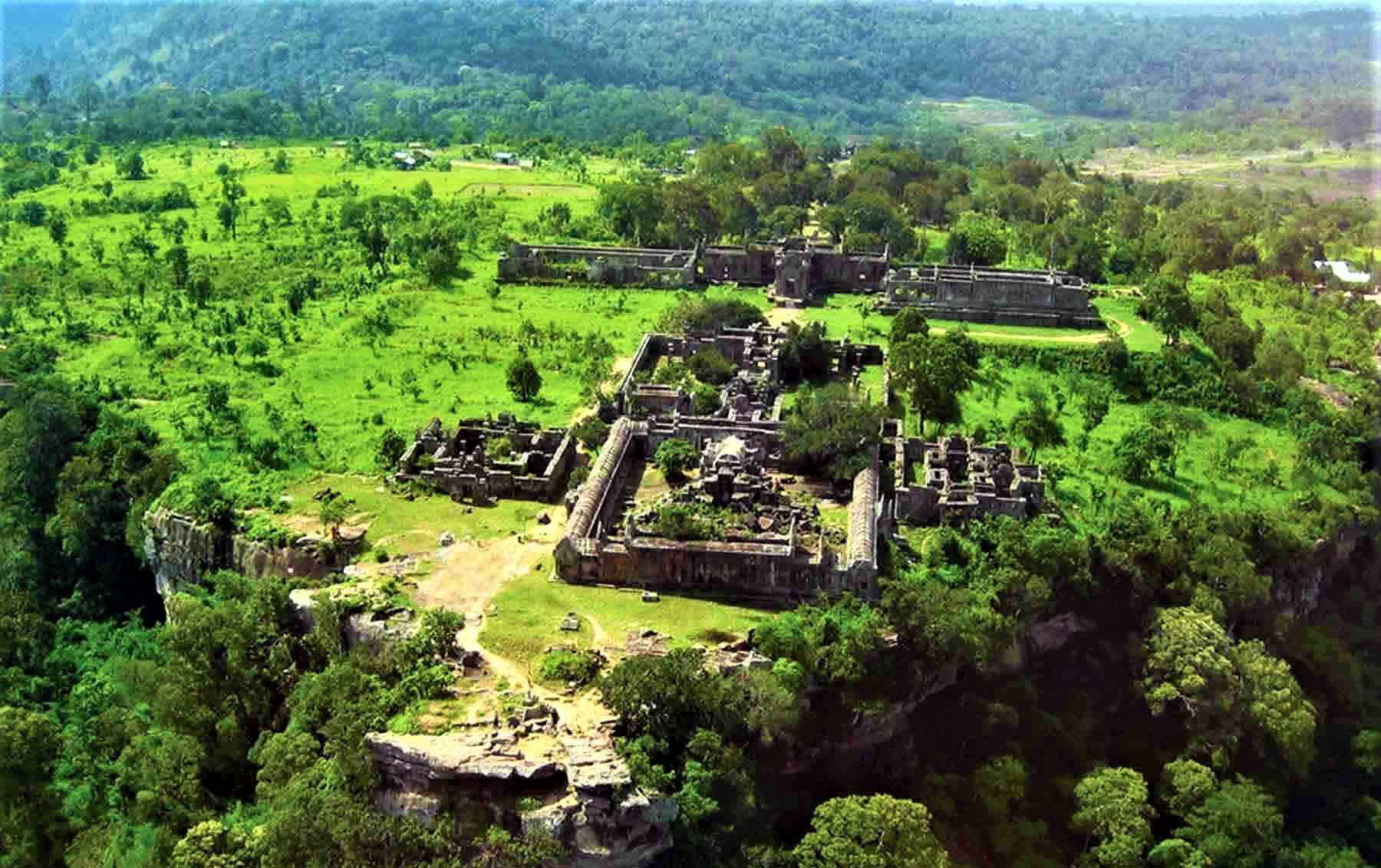 Colagem de mídia