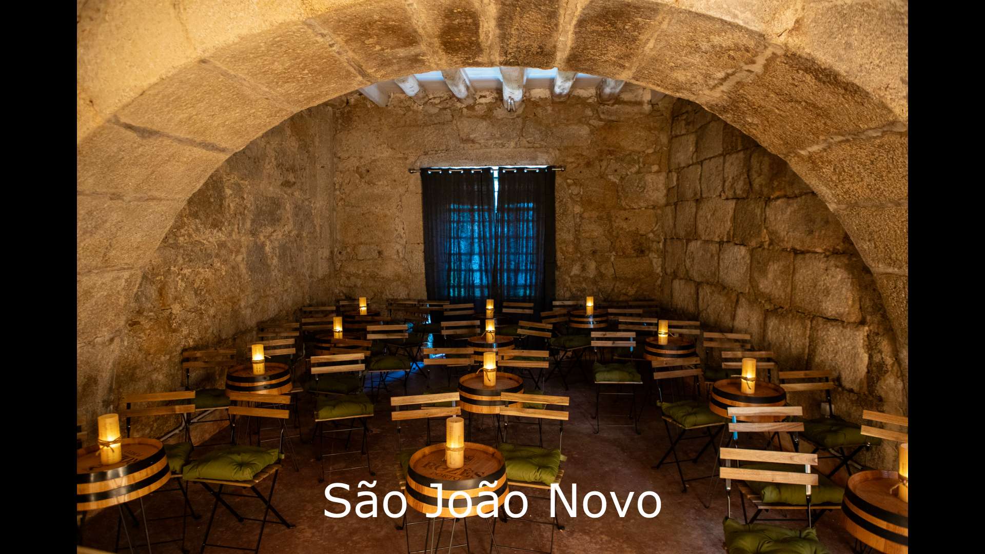 Colagem de mídia