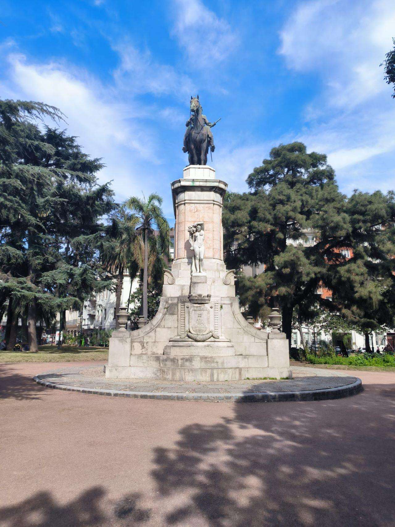 Colagem de mídia