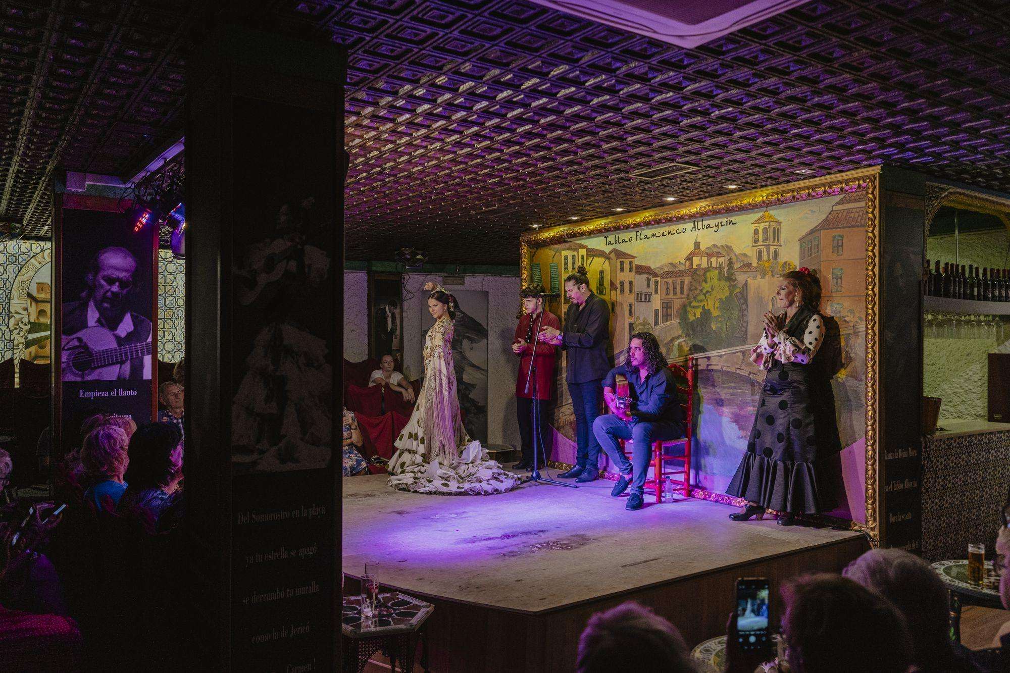 Colagem de mídia