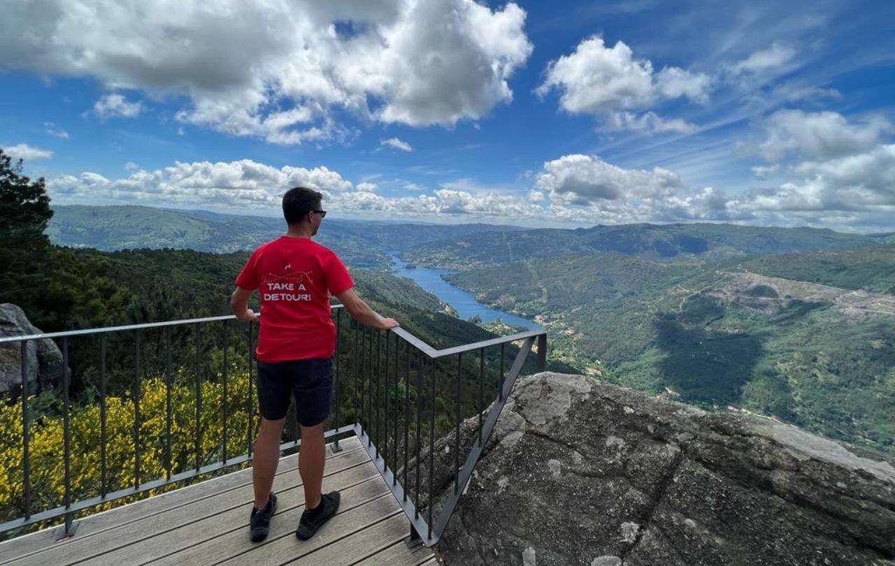 Colagem de mídia