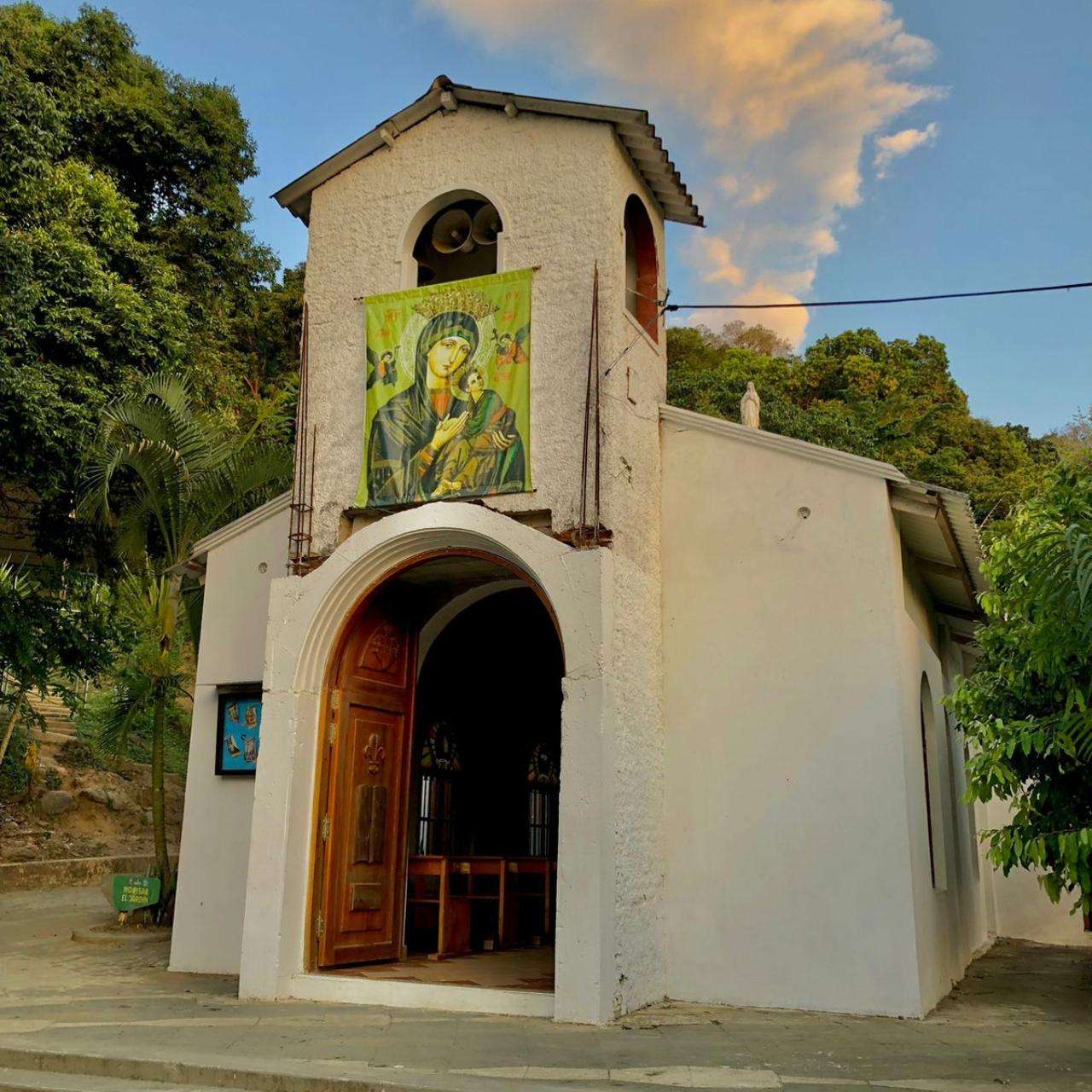 Colagem de mídia