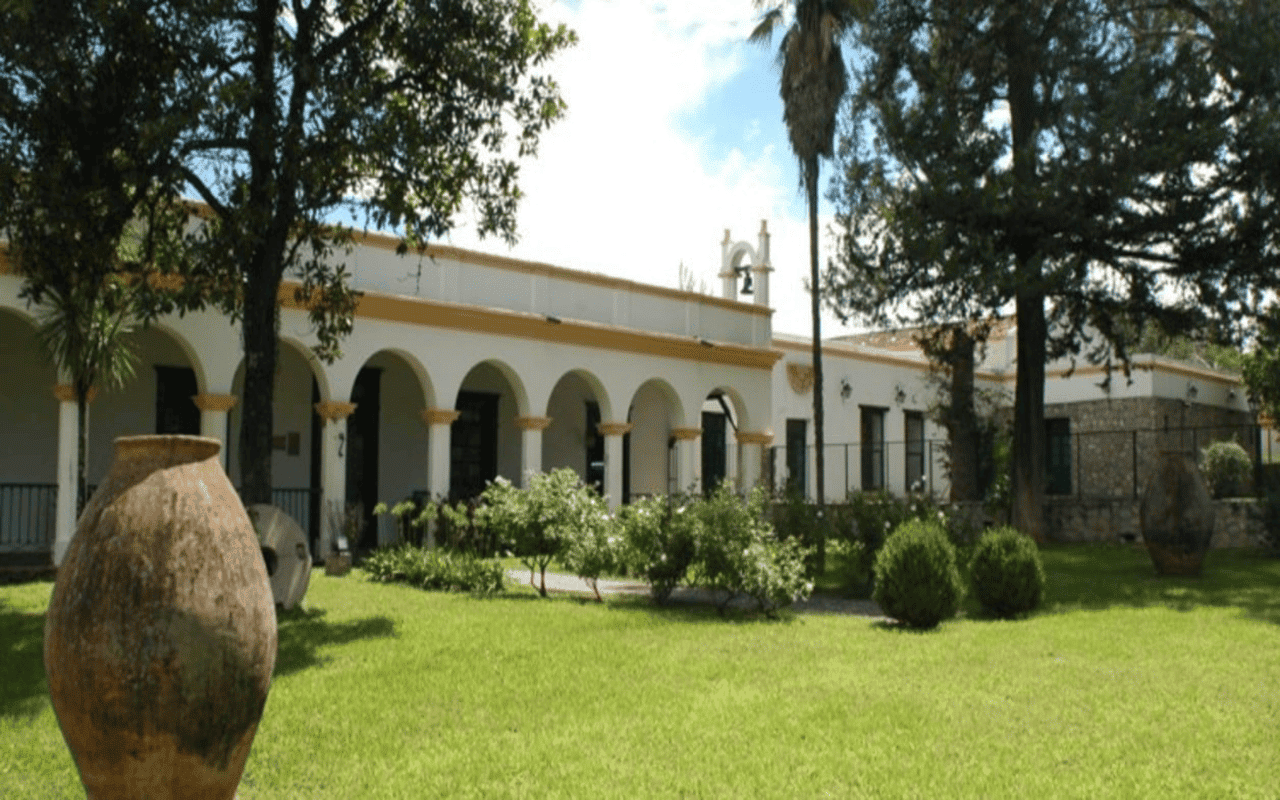 Colagem de mídia