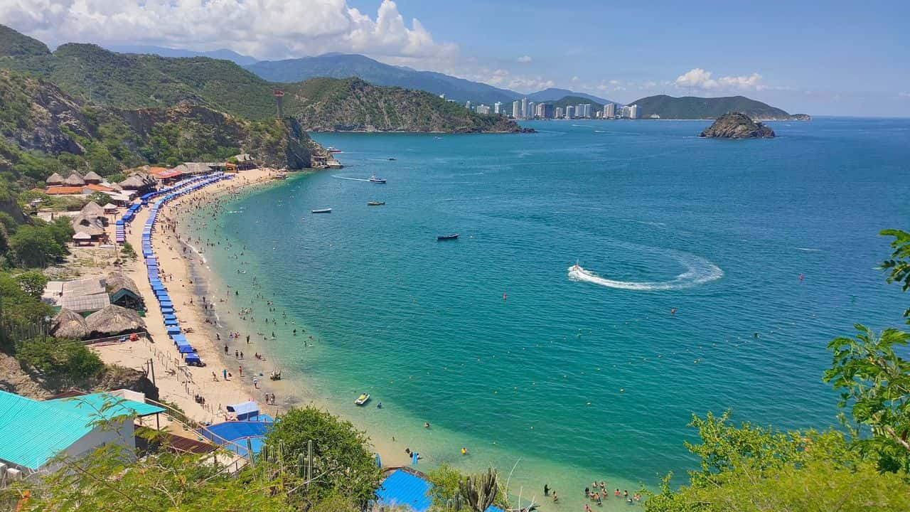 Colagem de mídia