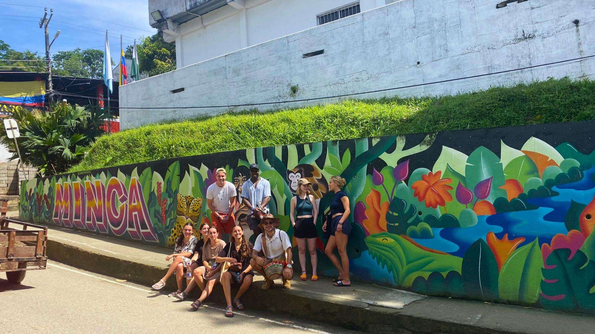 Colagem de mídia