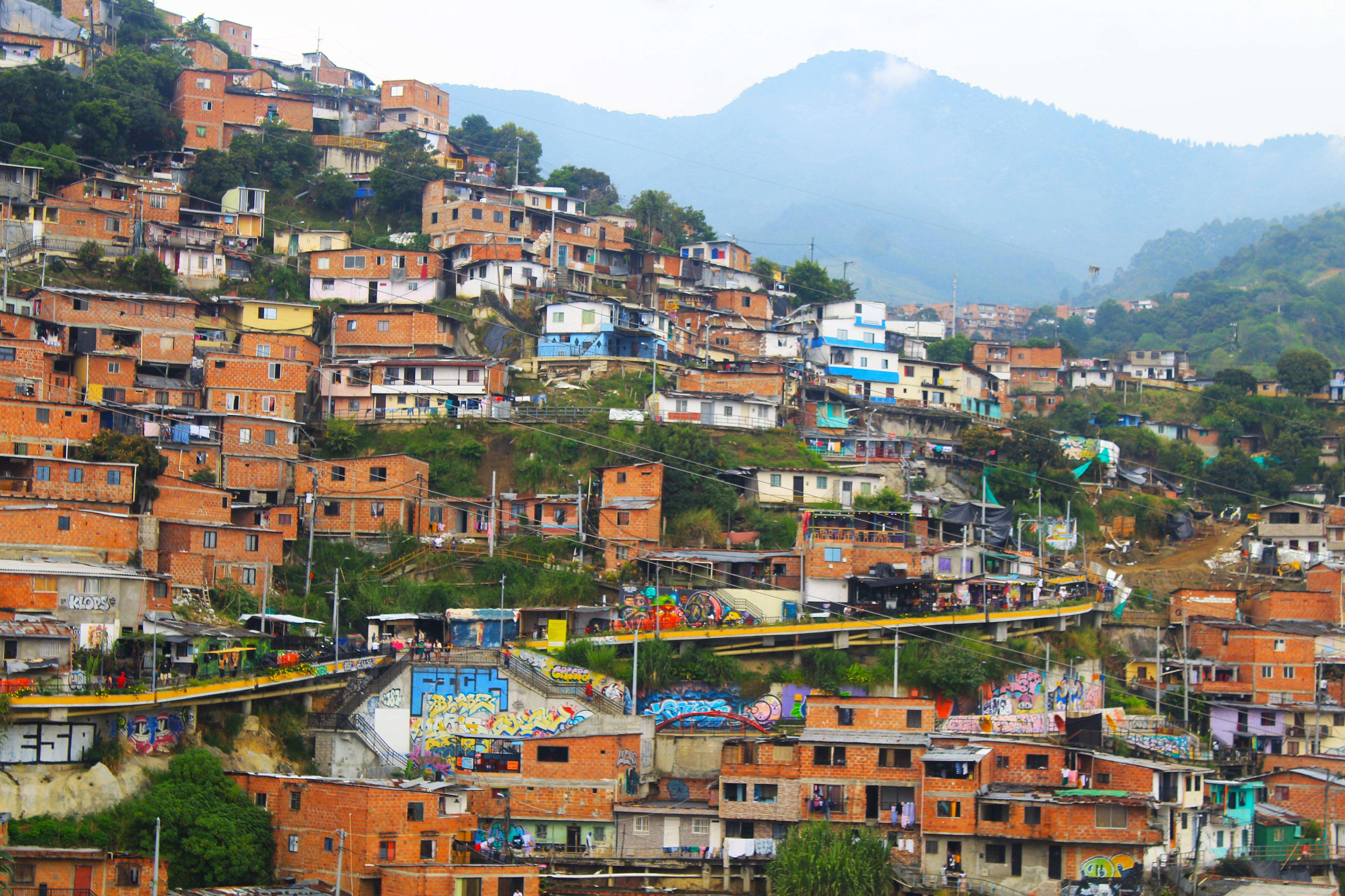 Colagem de mídia