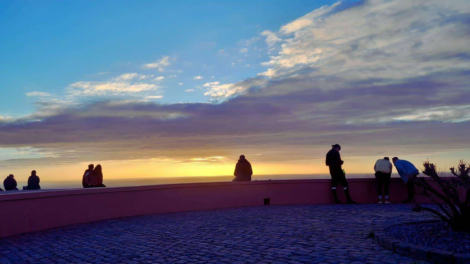 Colagem de mídia