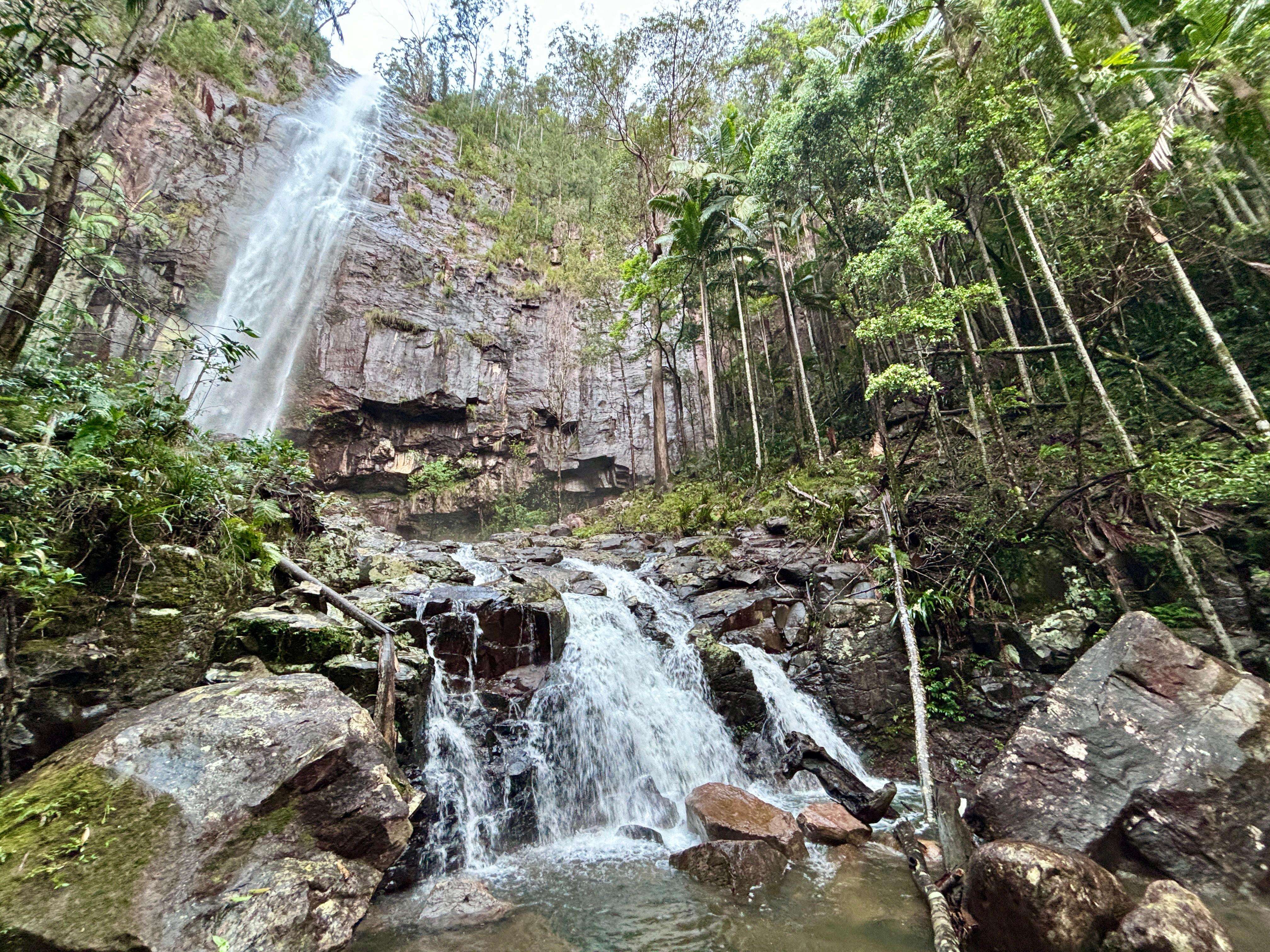 Colagem de mídia