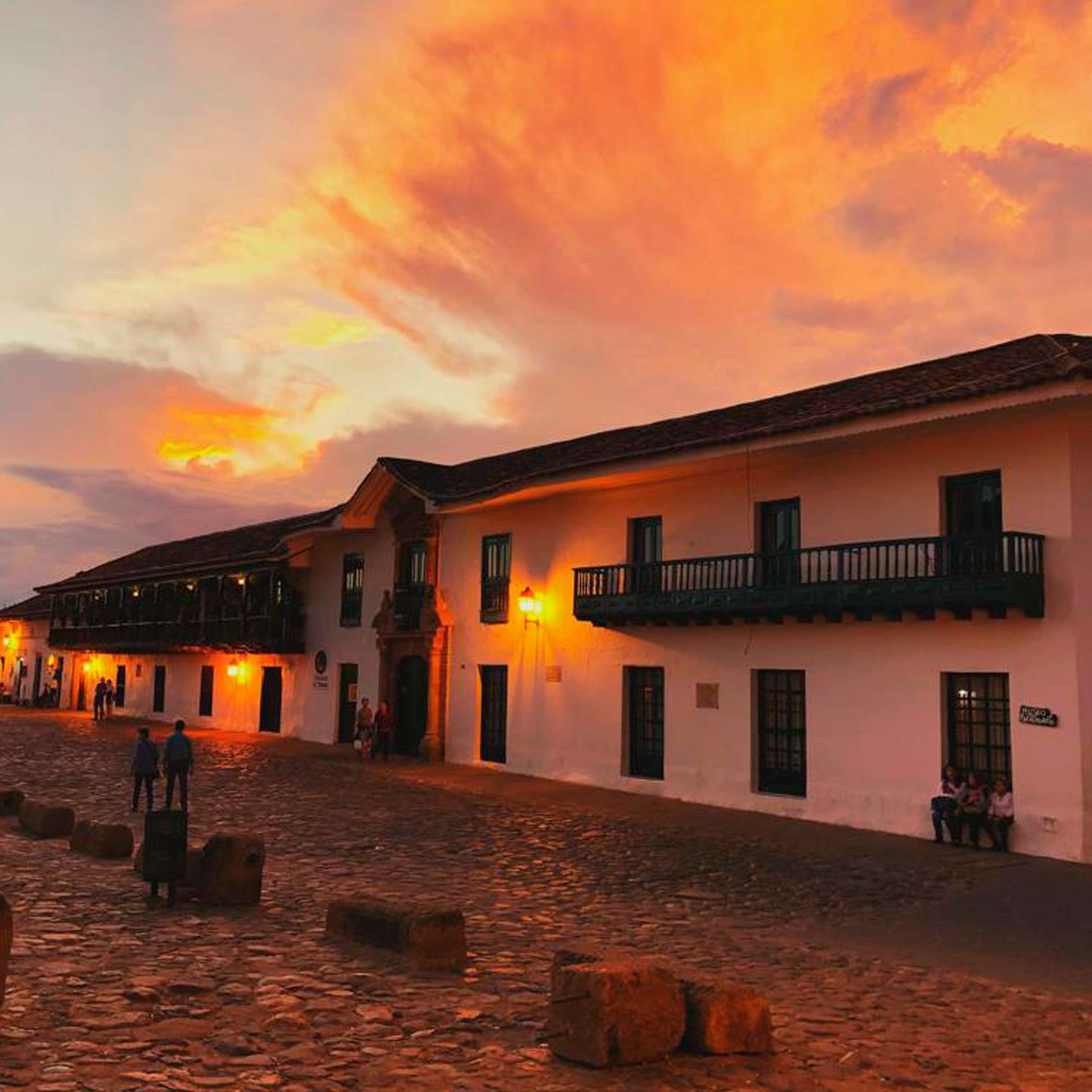 Colagem de mídia
