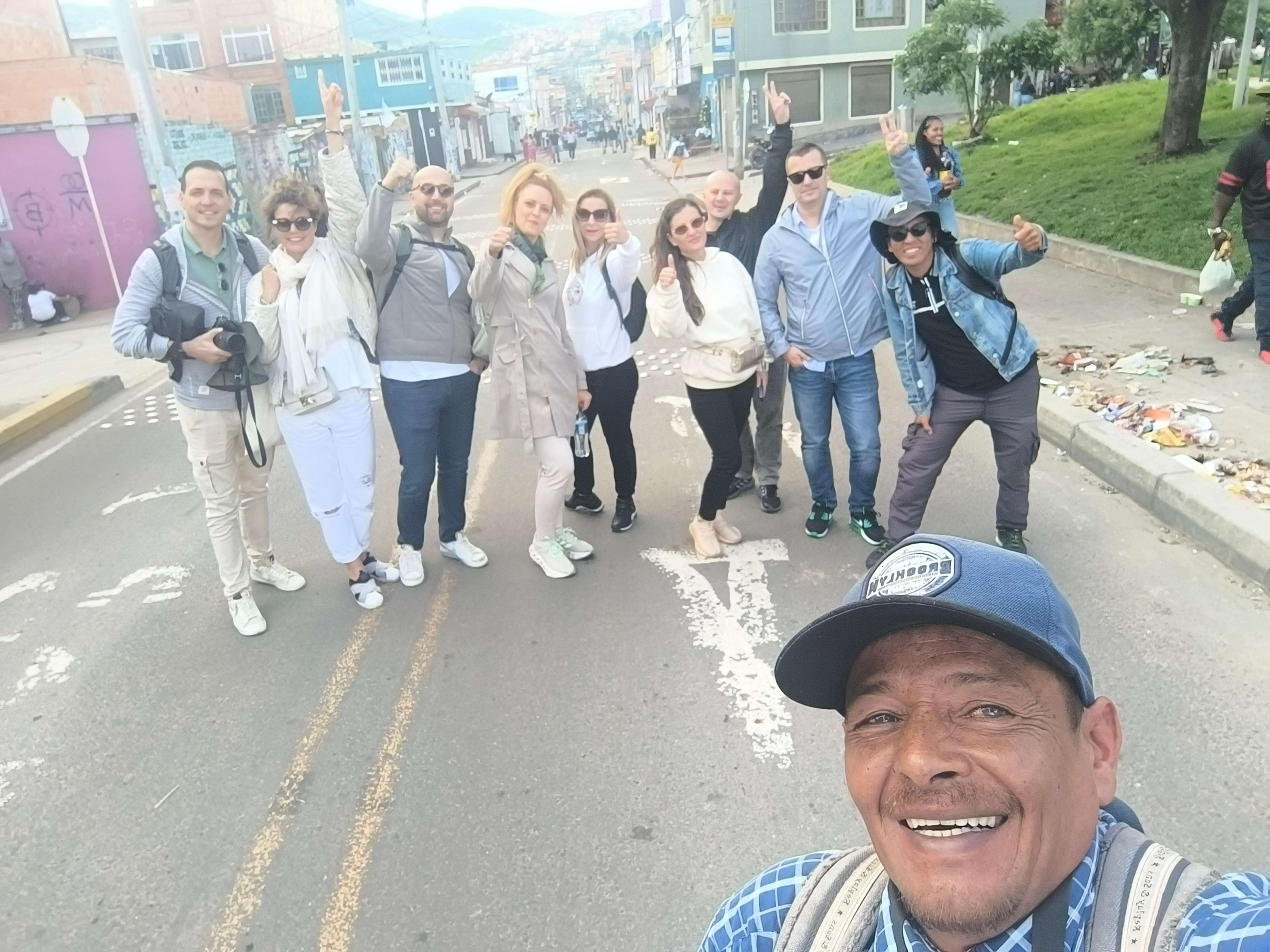 Colagem de mídia