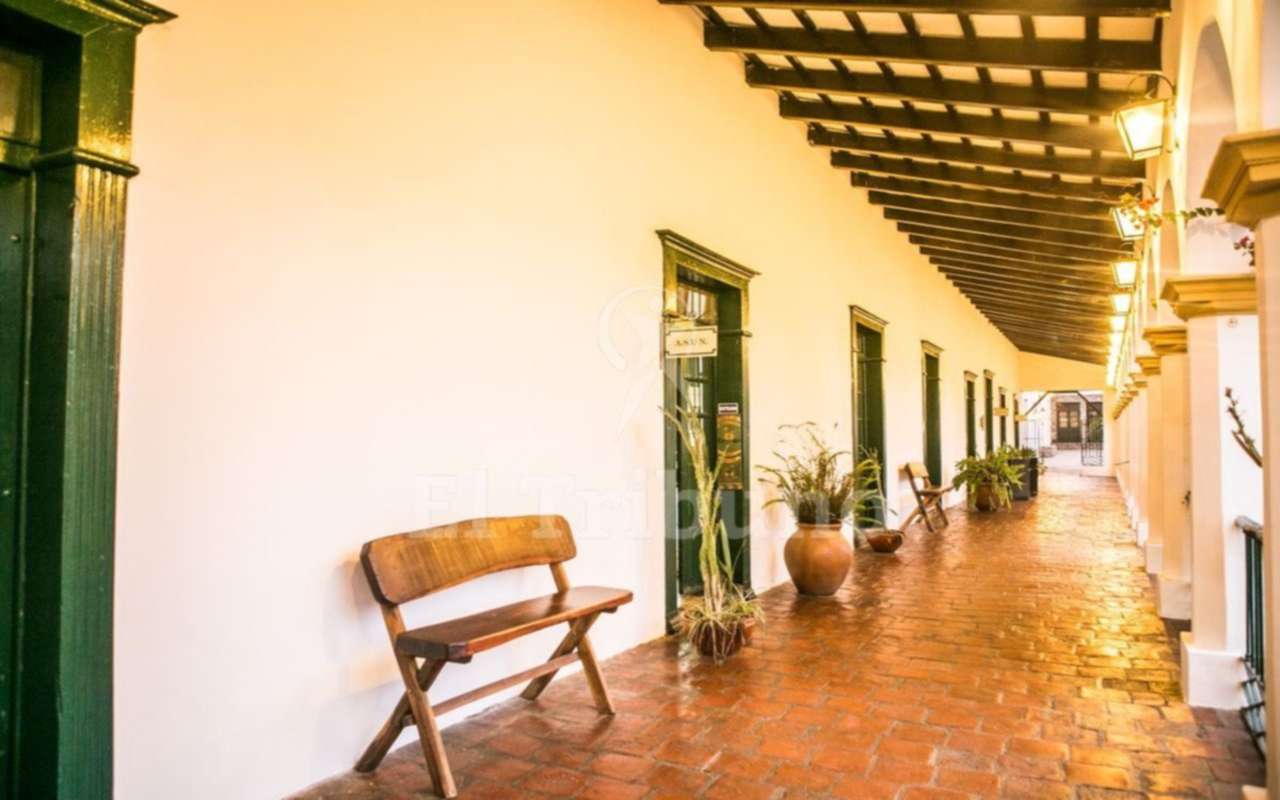 Colagem de mídia