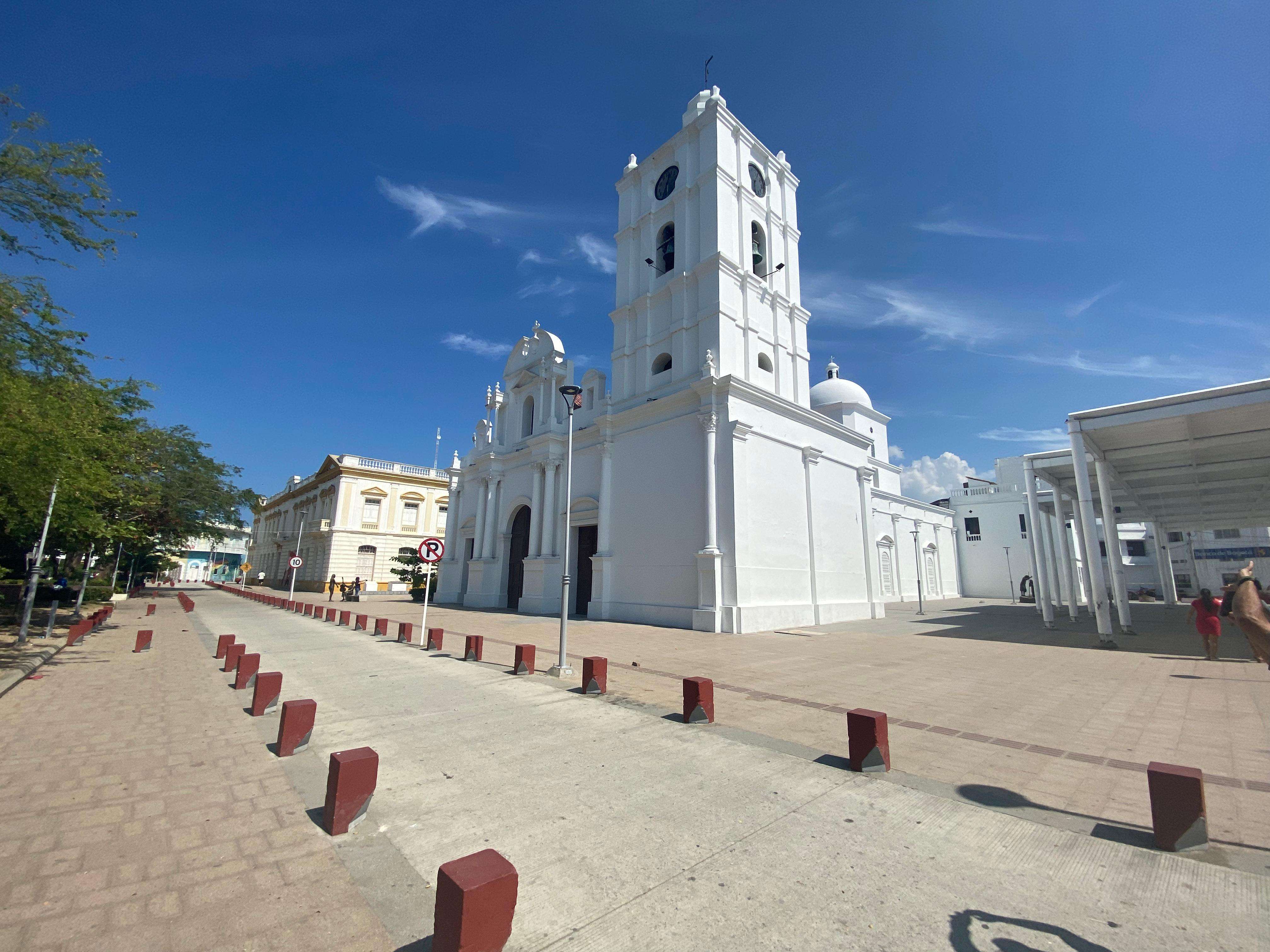 Colagem de mídia