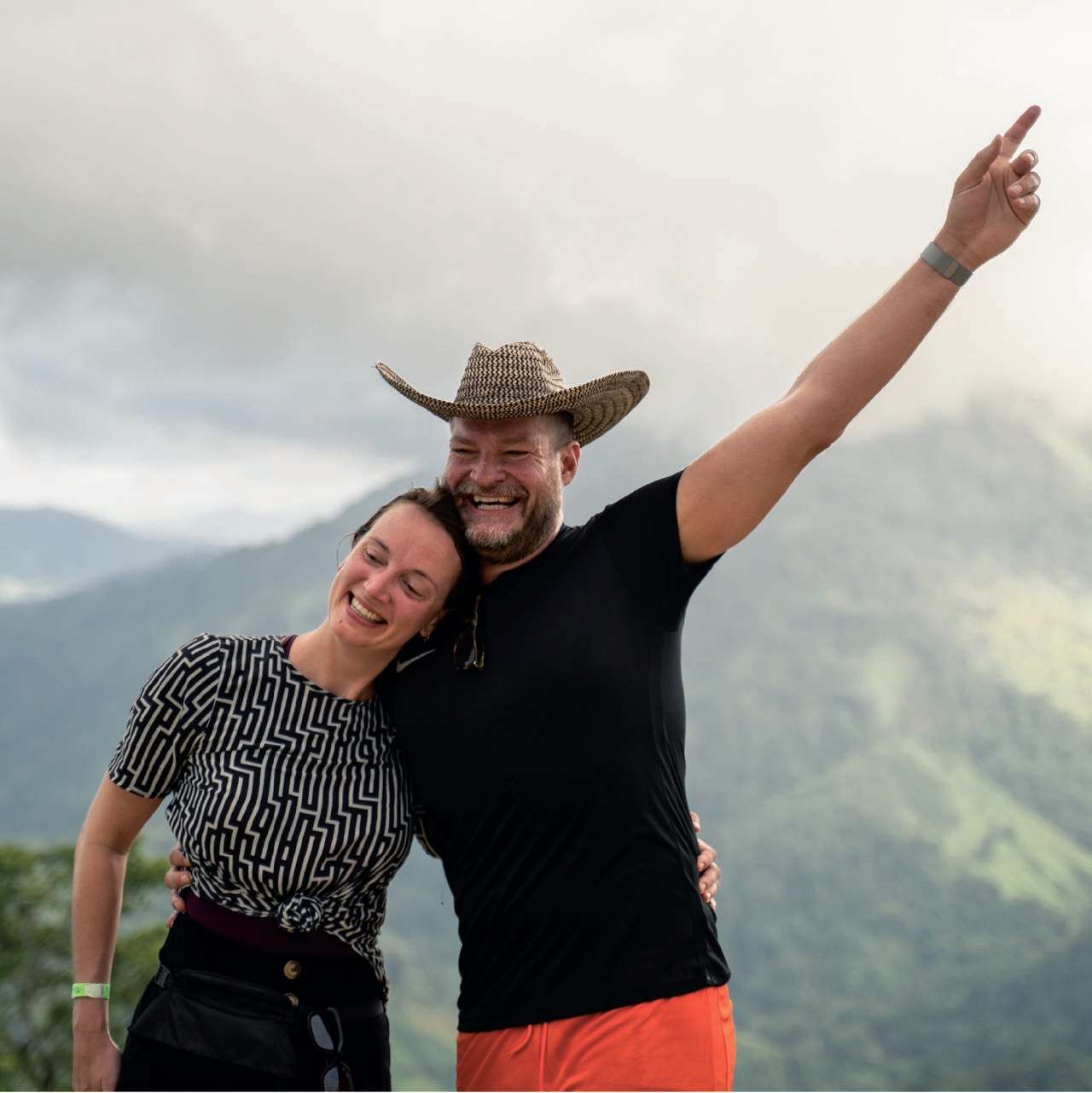 Colagem de mídia