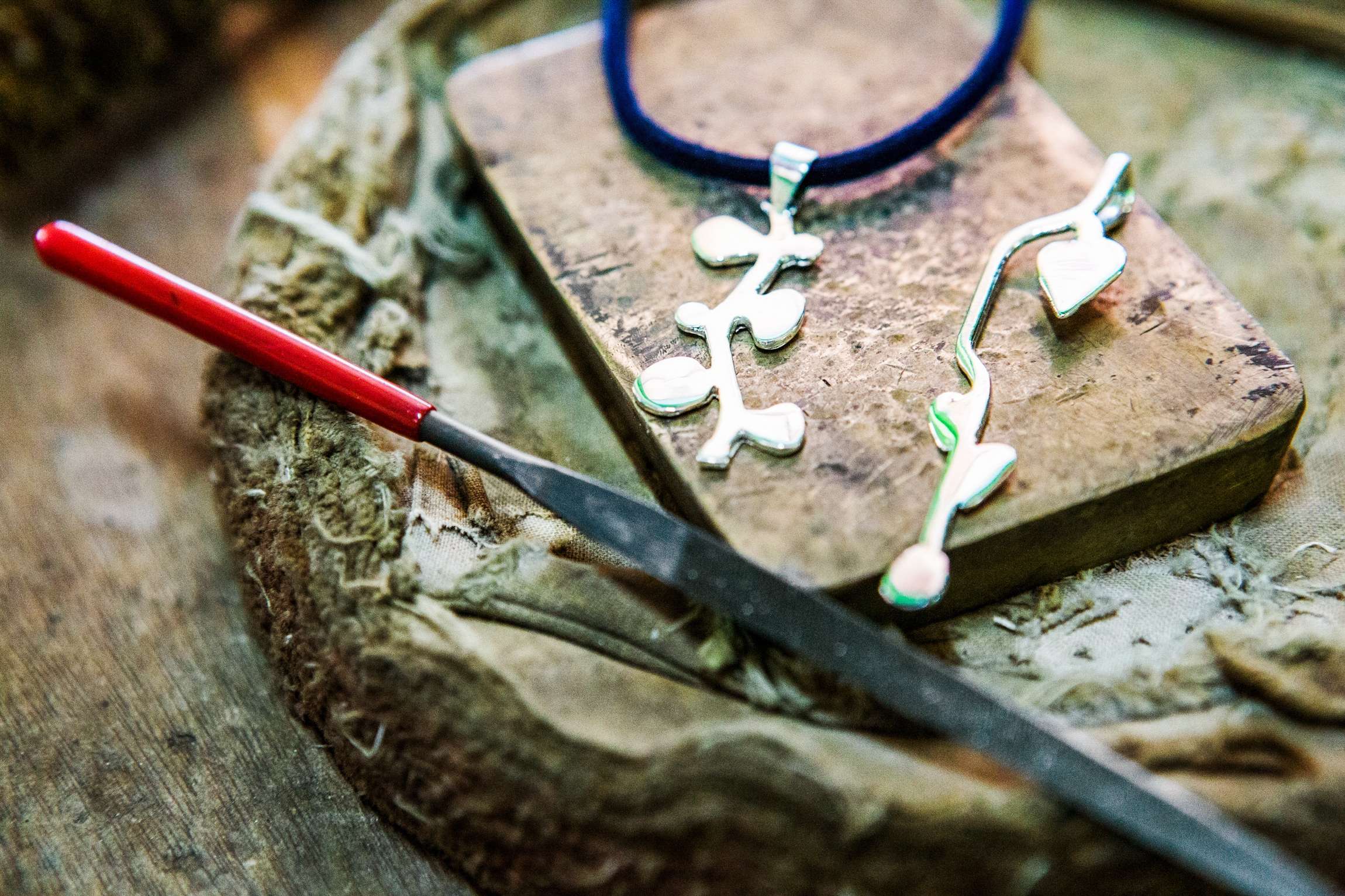 Design Your Own Jewelry with a Ring Making Class in Ubud