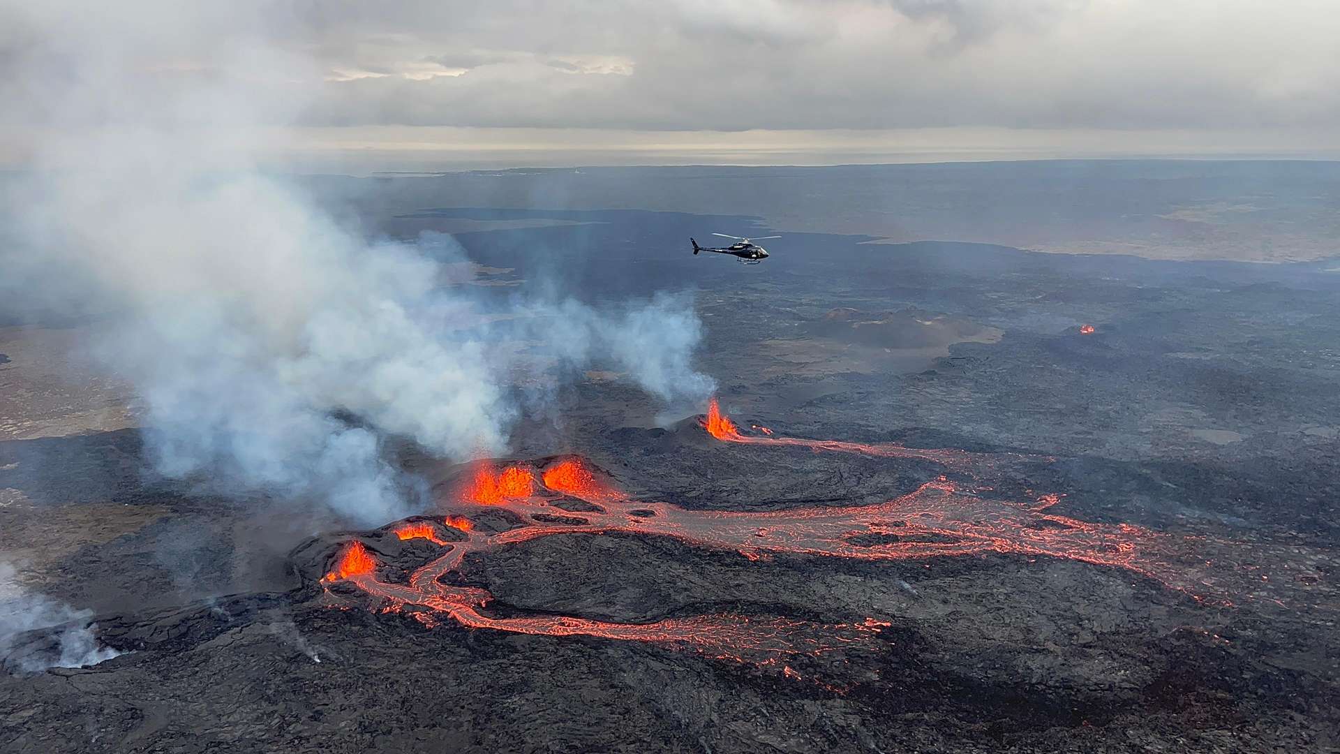 Volcano Helicopter Tour