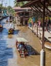 Damnoen Saduak Floating Market