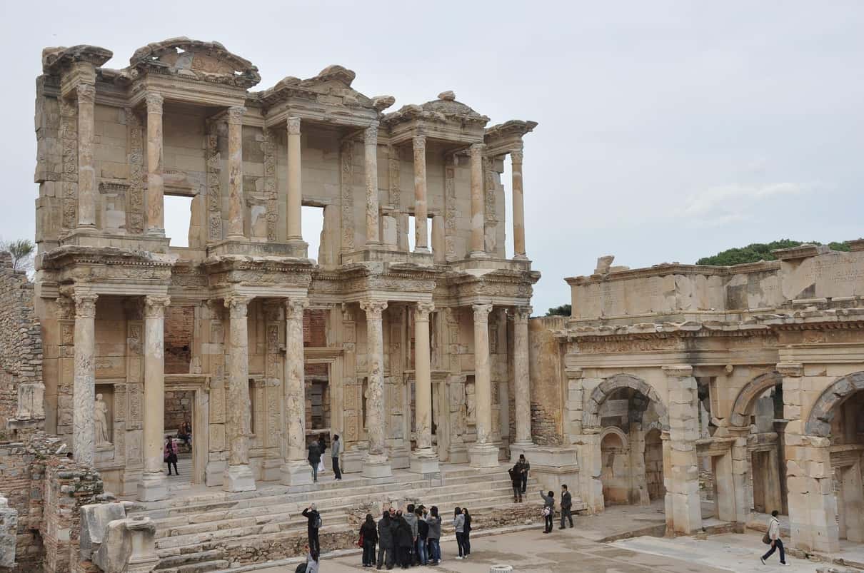 From Istanbul: Ephesus Tour with Roundtrip Flight
