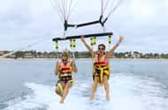 Cancún: Parasailing