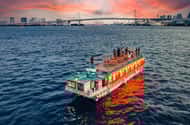 Tokyo: Dinner & lunch cruises