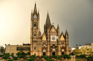 Guadalajara : Highlights Walking Tour With A Guide