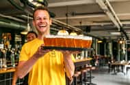 Amsterdam: Guided Craft Beer Brewery Bus Tour with Tastings